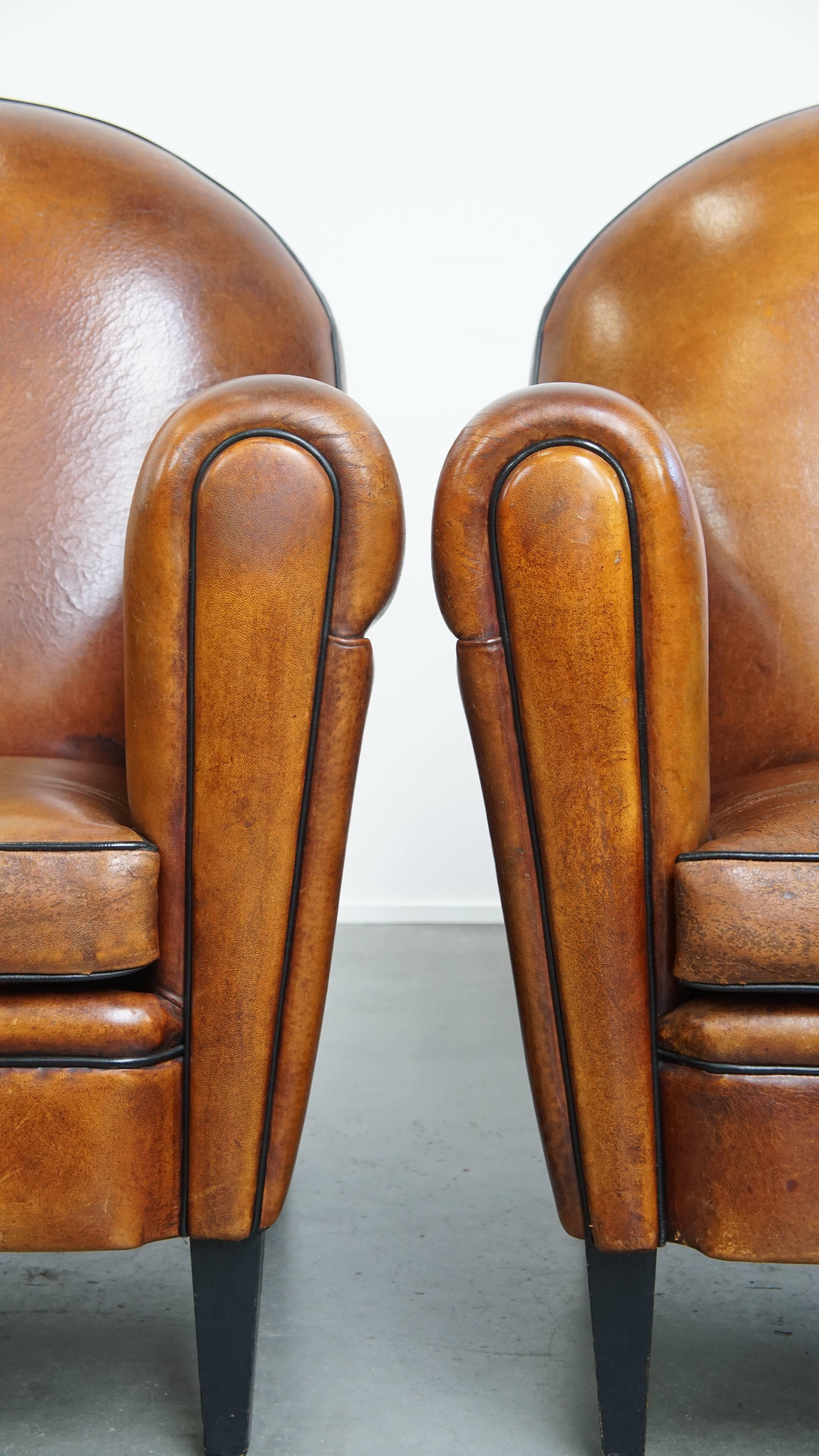 Lot de 2 fauteuils Vintage en cuir de mouton de style Art Deco Design en vente 3