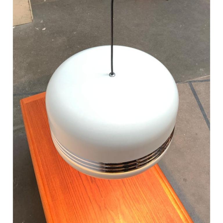 20ième siècle Ensemble de 2 lampes à suspension allemandes modèle 5526 de l'ère spatiale, années 1970 en vente