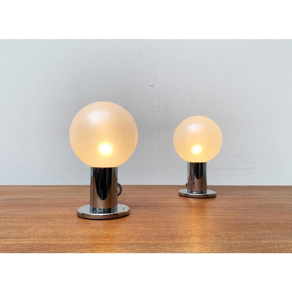 Ensemble de 2 lampes de bureau allemandes perlées de l'ère spatiale par Motoko Ishii, 1970 en vente 4