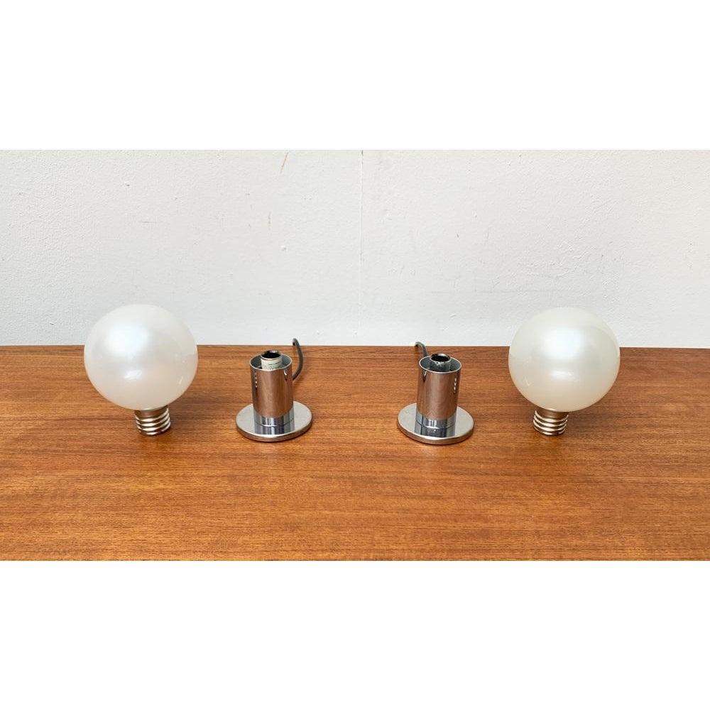 Métal Ensemble de 2 lampes de bureau allemandes perlées de l'ère spatiale par Motoko Ishii, 1970 en vente
