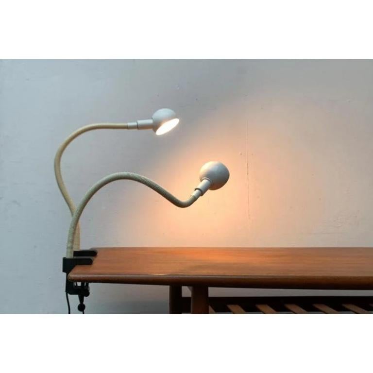 Ensemble de 2 lampes de bureau Hebi italiennes de l'ère spatiale par Isao Hosoe, 1970 en vente 6