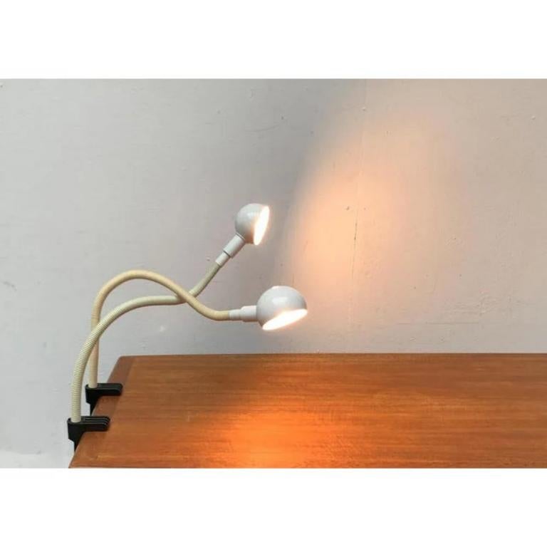 Ère spatiale Ensemble de 2 lampes de bureau Hebi italiennes de l'ère spatiale par Isao Hosoe, 1970 en vente