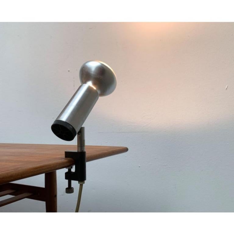 Set of 2 Vintage Space Age Minimalist Clamp Table or Shelf Lamps from Philips For Sale 6