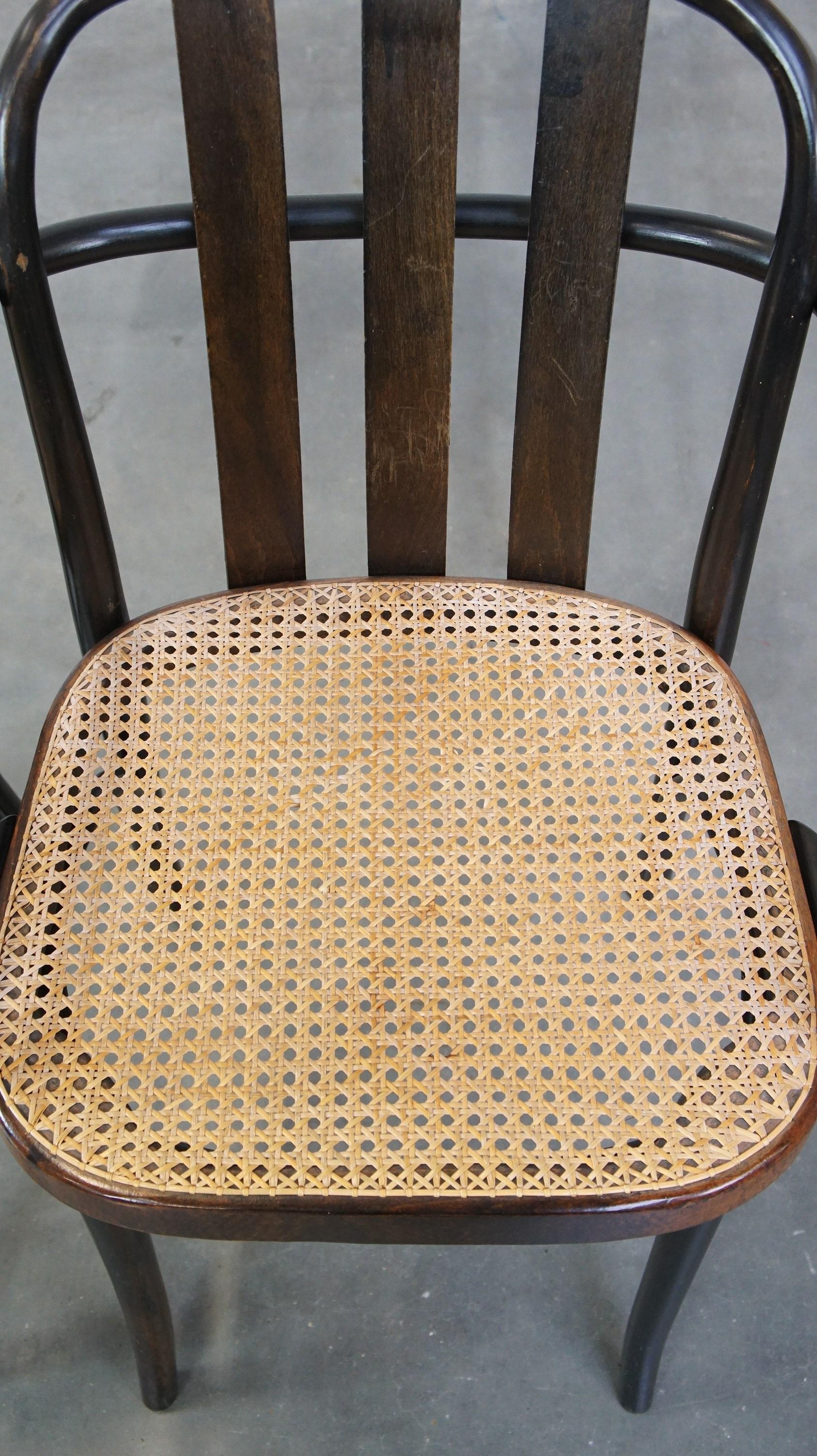 Vimini Set di 2 sedie da pranzo/bistrot dal design vintage in legno con sedute intrecciate in vendita