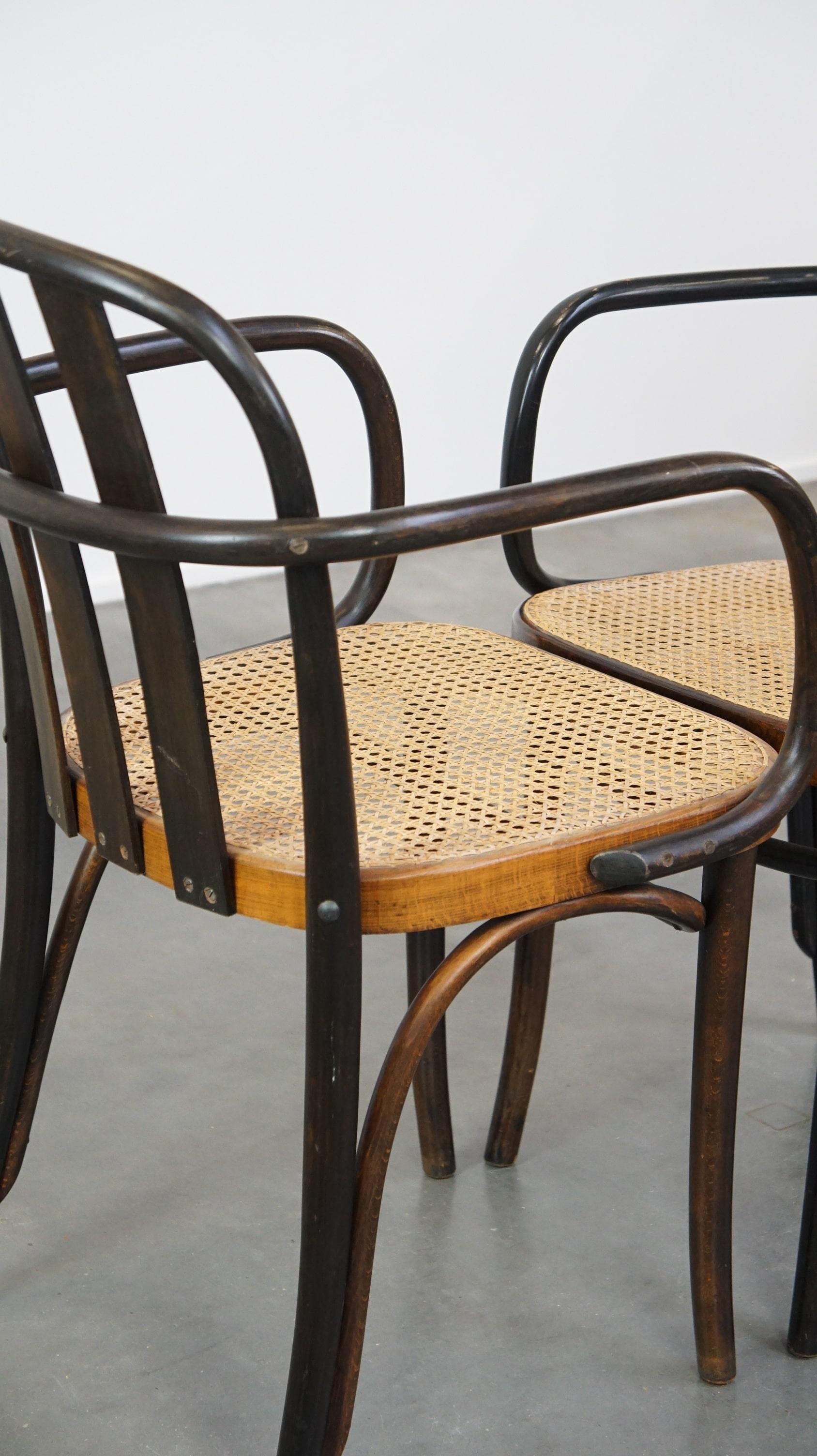 Set di 2 sedie da pranzo/bistrot dal design vintage in legno con sedute intrecciate in vendita 2