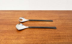 Set di 2 servitori da insalata vintage in ferro battuto, Finlandia, anni '70