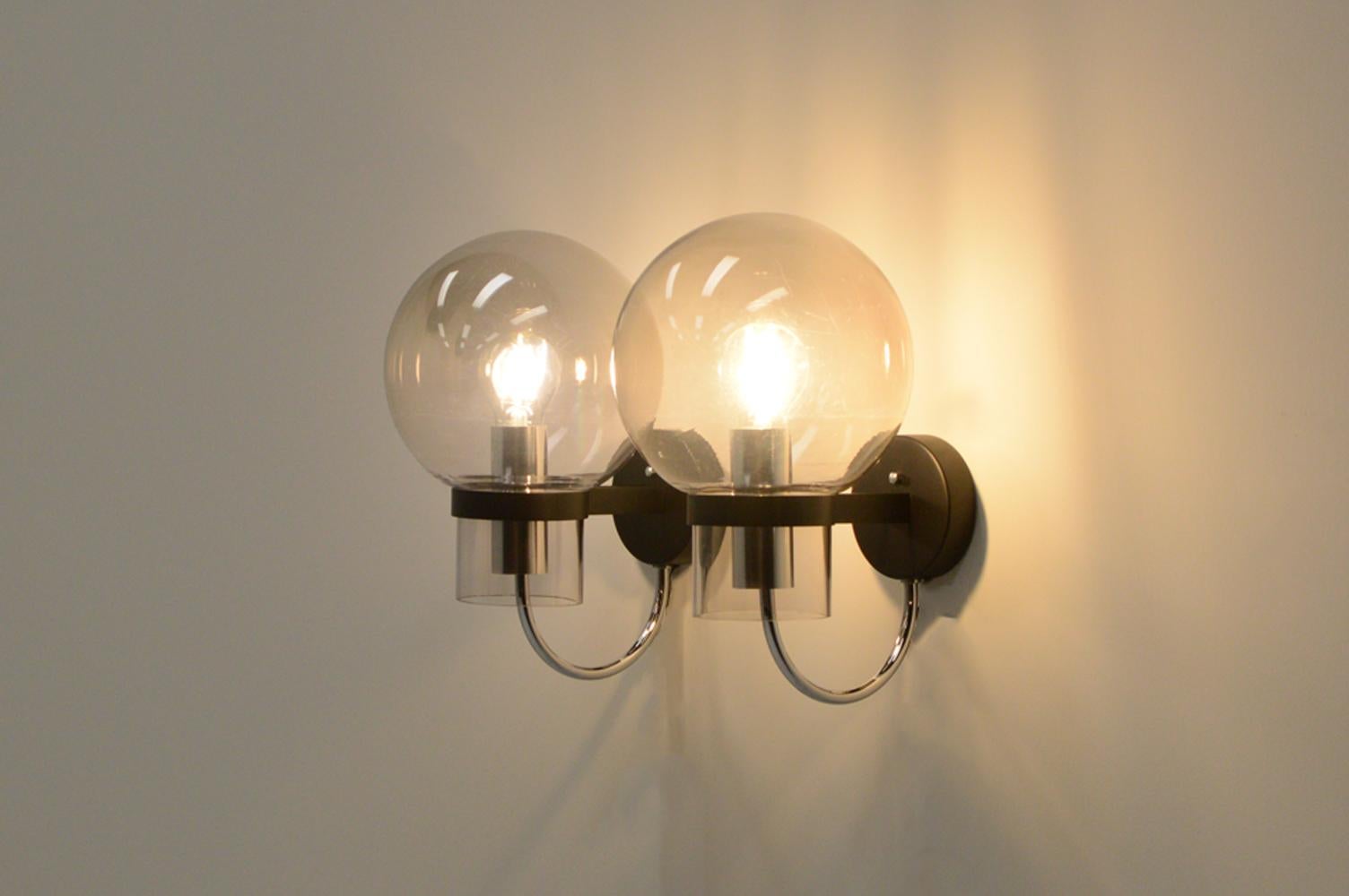 Mid-Century Modern Ensemble de 2 lampes murales de Glashütte Limburg, années 1960, Allemagne. en vente