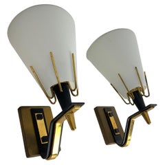 Set of 2 Wall Lamps in metal, brass and opaline glass attributed to Stilnovo