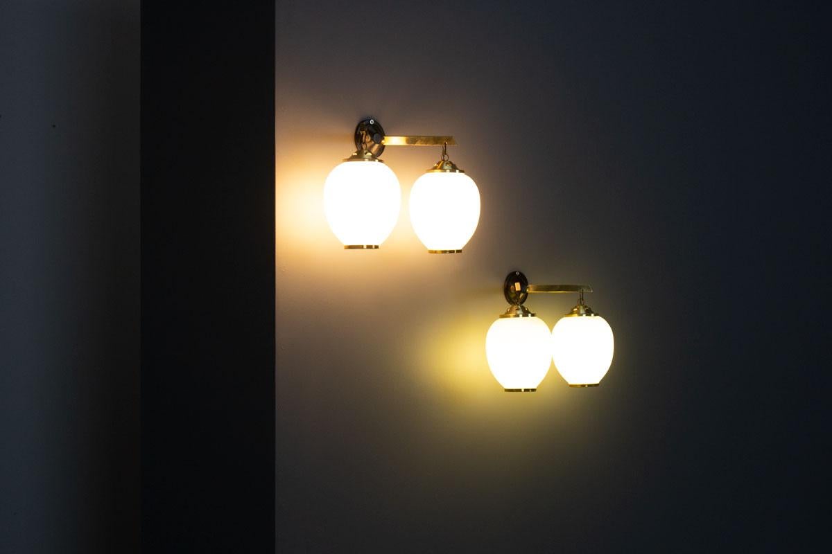 Set of 2 wall lamps, Italian design, 1950s For Sale 6