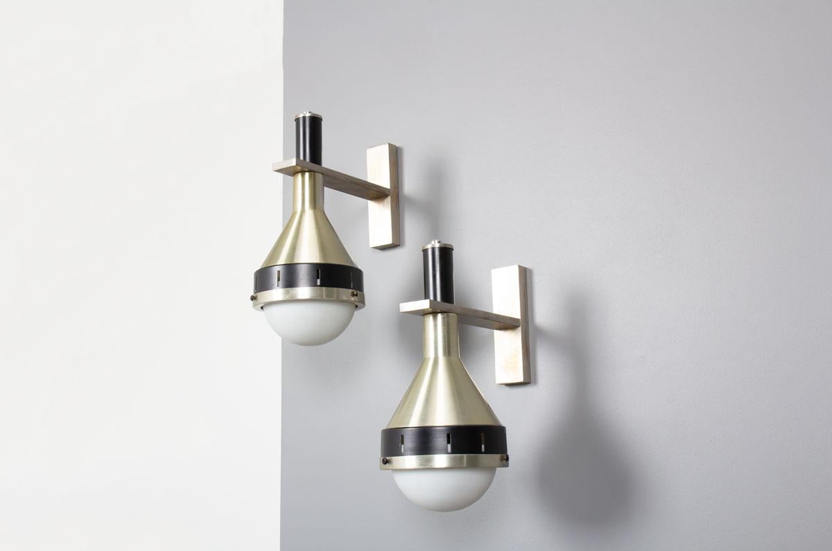 Set of 2 wall lights in metal and opaline by Stilux, 1970s In Good Condition For Sale In JASSANS-RIOTTIER, FR