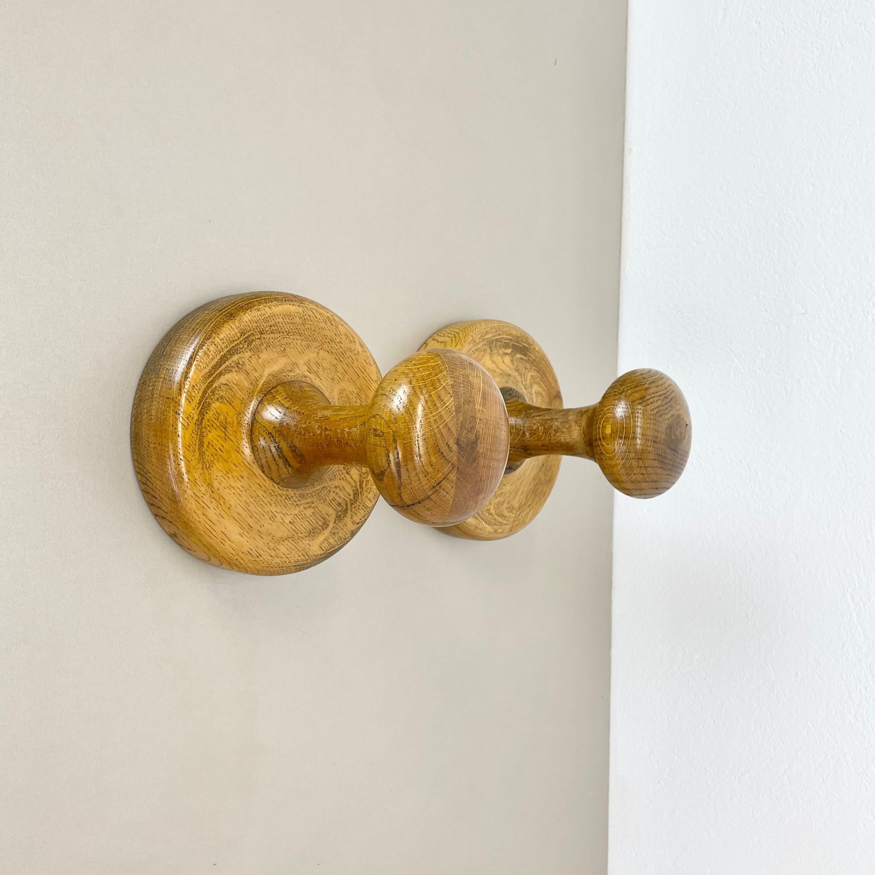 Article:

 wardrobe elements, set of 2


Origin:

FRANCE


Age:

1970s


Design:

in Style of Pierre Chapo and Charlotte Perriand



The wardrobe is made of solid wood and has a very scuptural and brutalist design which strictly remembers of Pierre