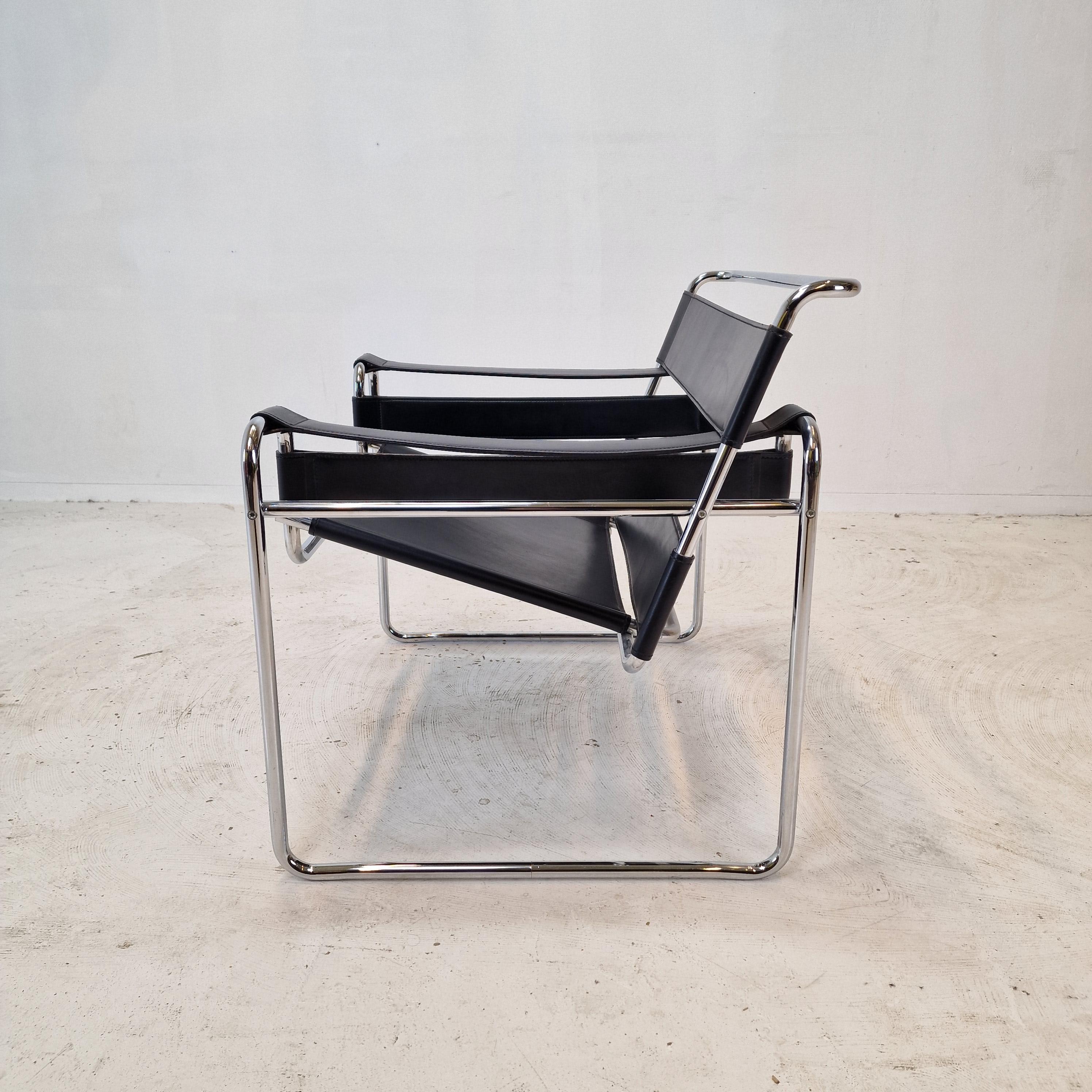 Set of 2 Wassily Chairs by Marcel Breuer For Sale 10
