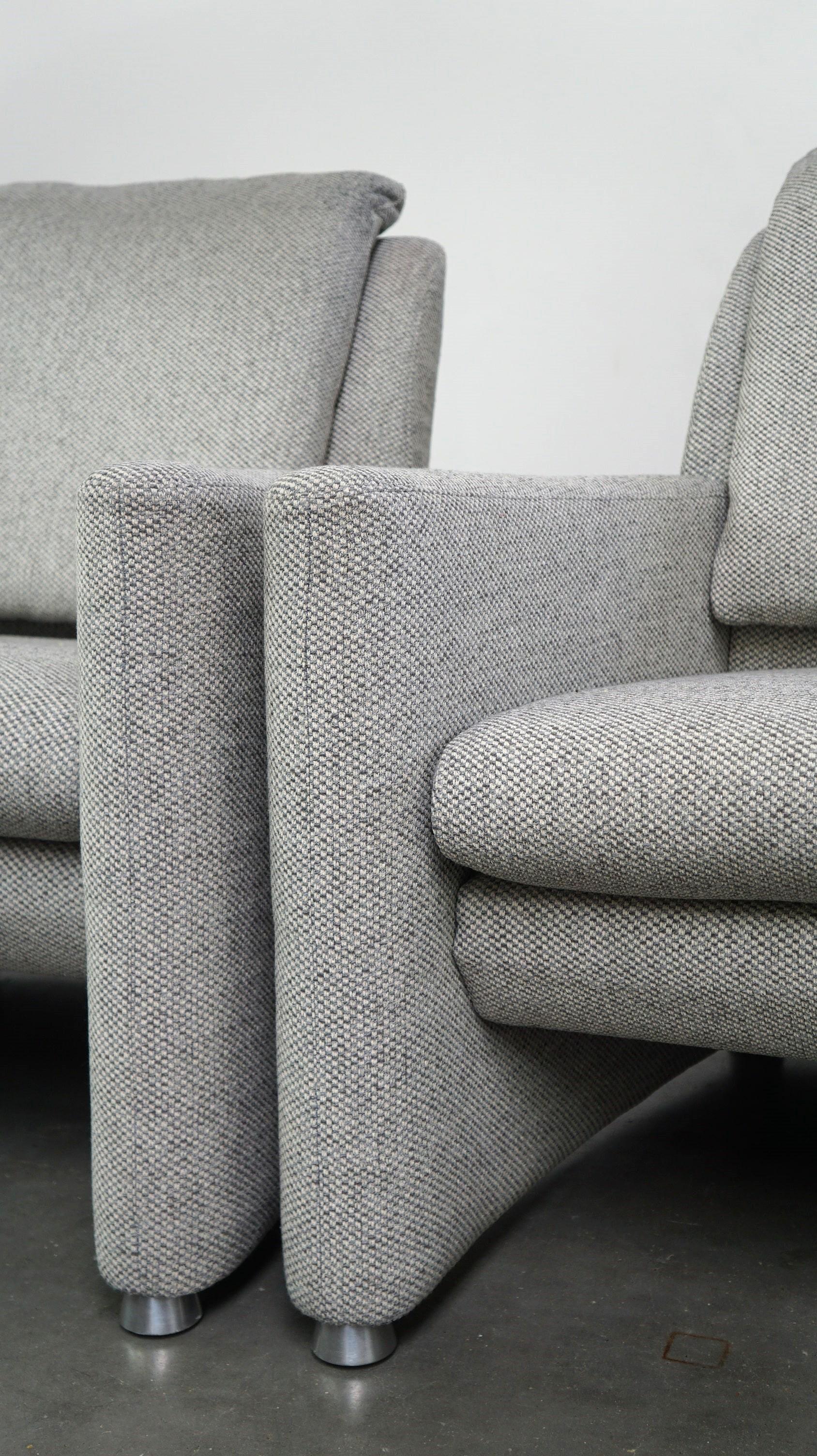 Set di 2 comode e curate poltrone Leolux Fidamigo design in vendita 6