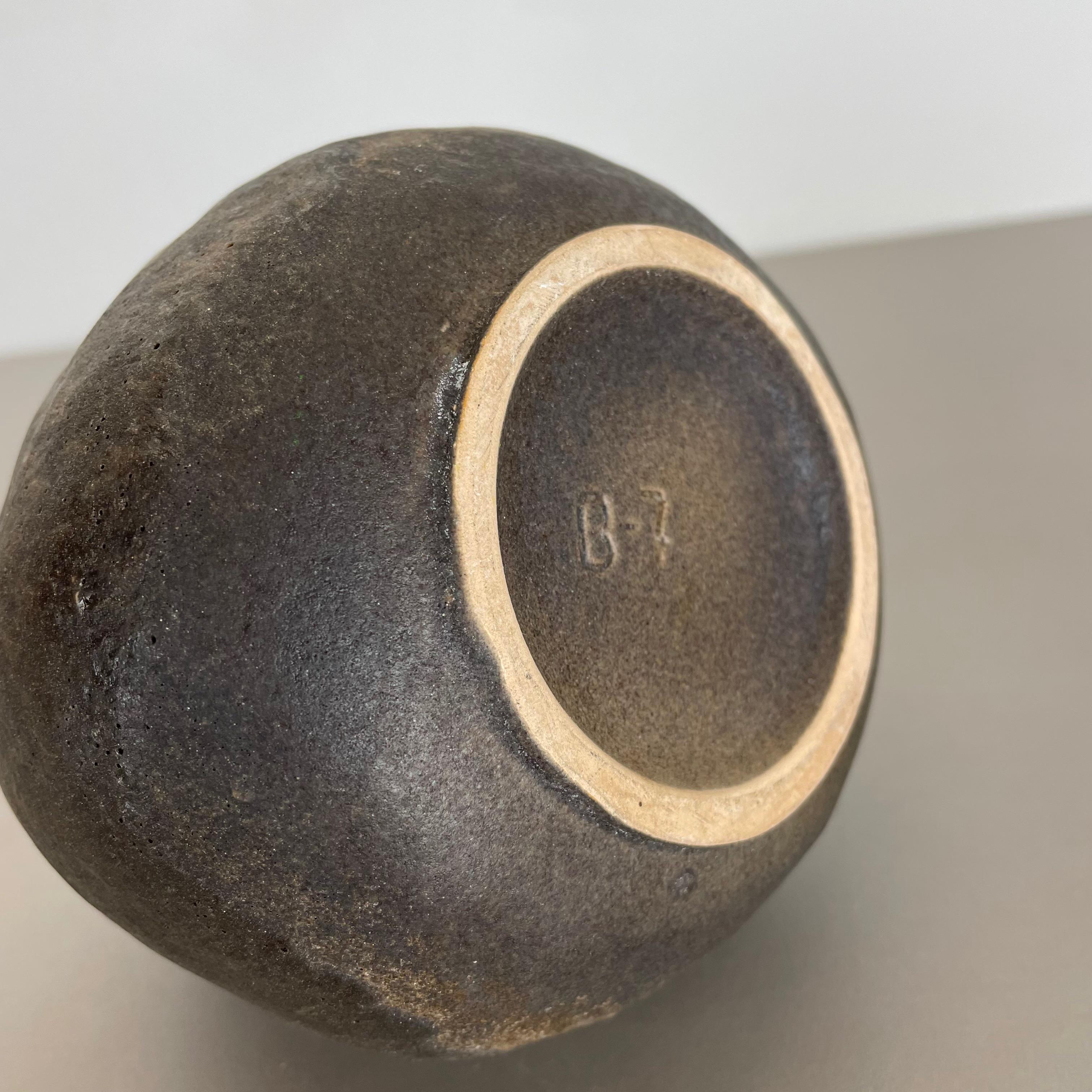 Satz von 2 westdeutschen Keramik-Studio-Vasen-Objekten von Helmut Schäffenacker, 1960er Jahre im Angebot 11
