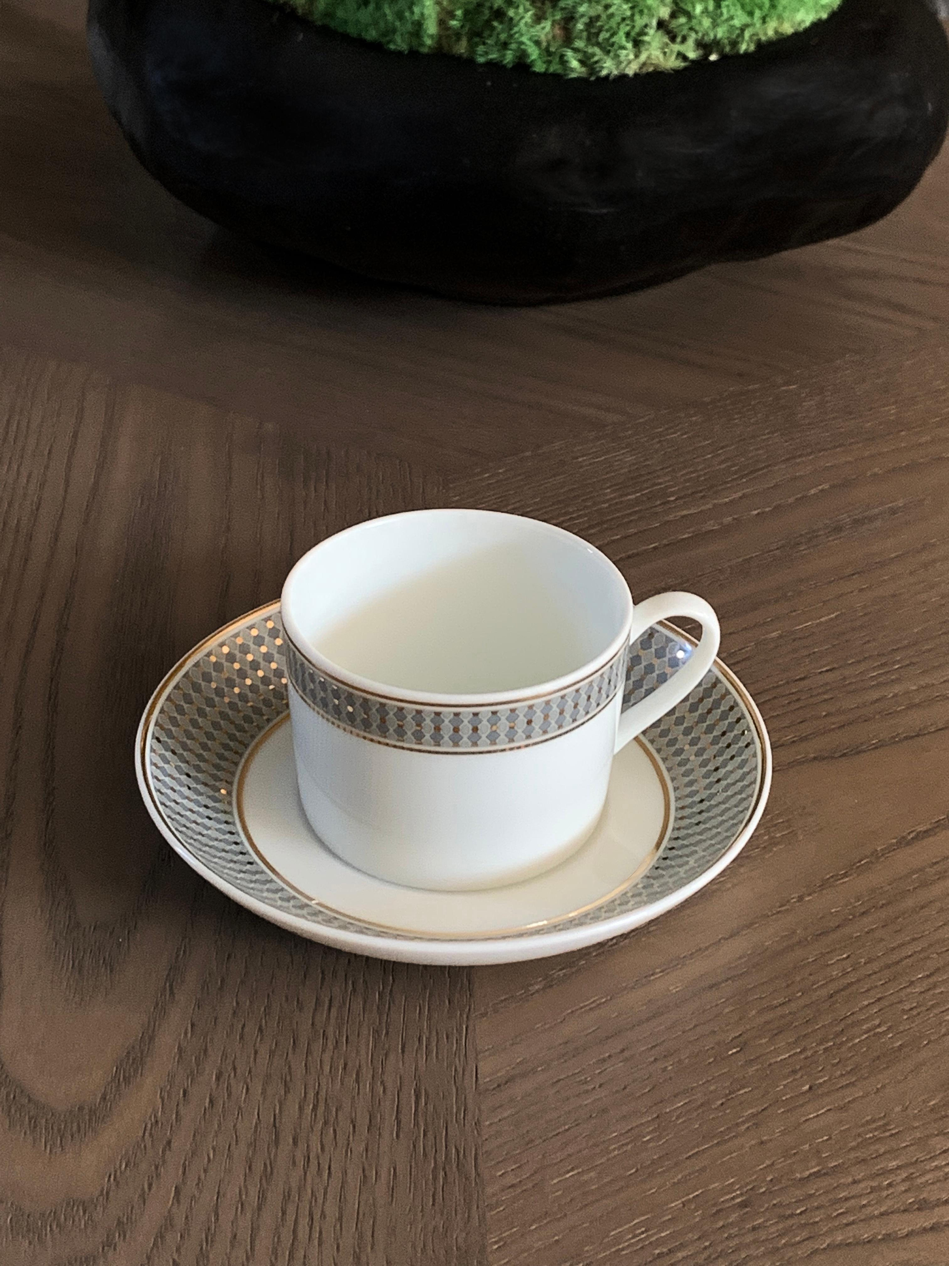 Malaysian Set of 2 Western Tea Cup with Saucer Modern Vintage André Fu Living Tableware For Sale