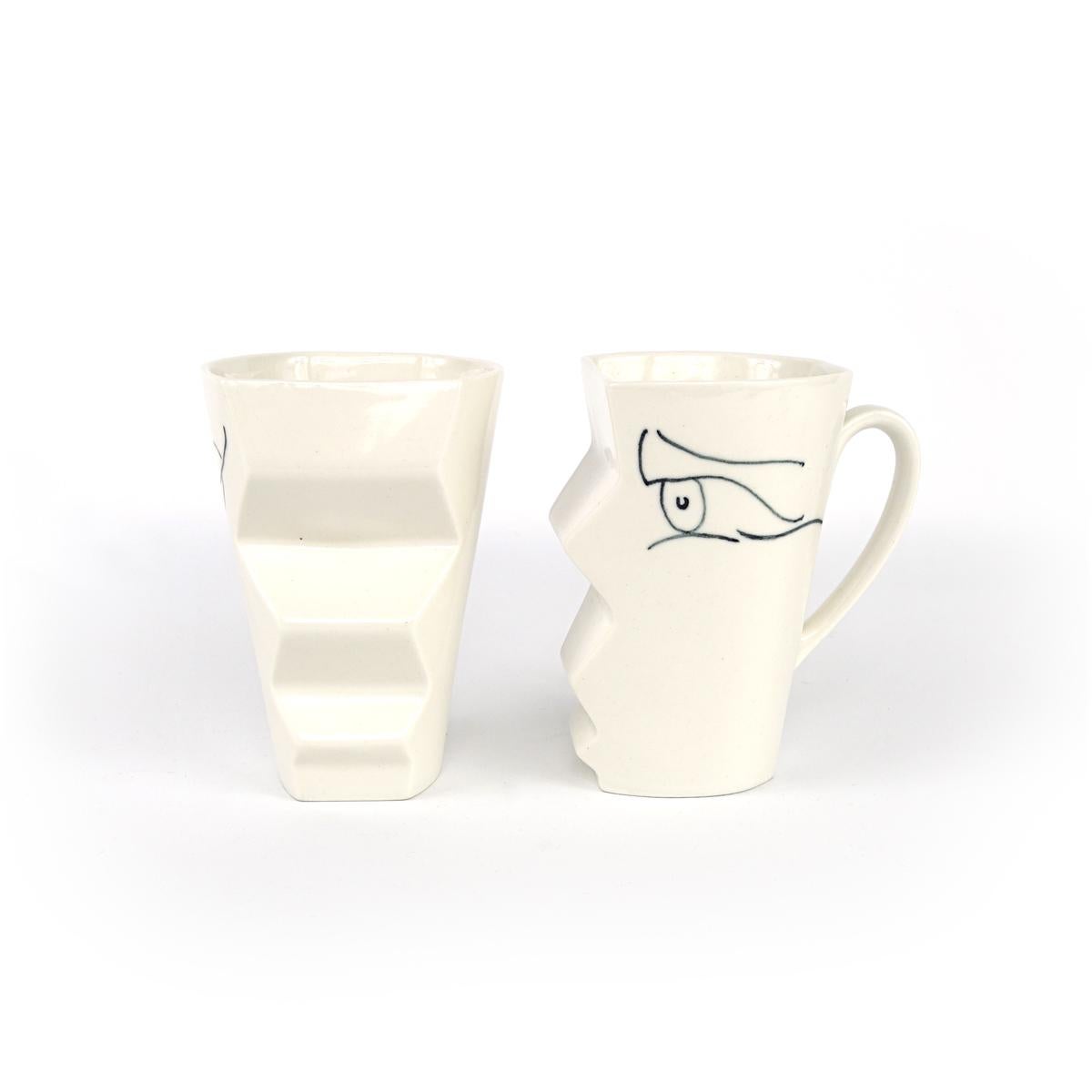 Ensemble de 2 tasses « Kissing » en céramique blanche conçues et fabriquées par le Studio Zwartjes Bon état - En vente à Doornspijk, NL