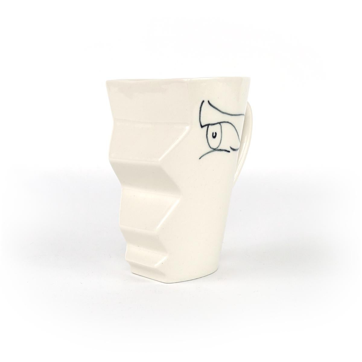Céramique Ensemble de 2 tasses « Kissing » en céramique blanche conçues et fabriquées par le Studio Zwartjes en vente