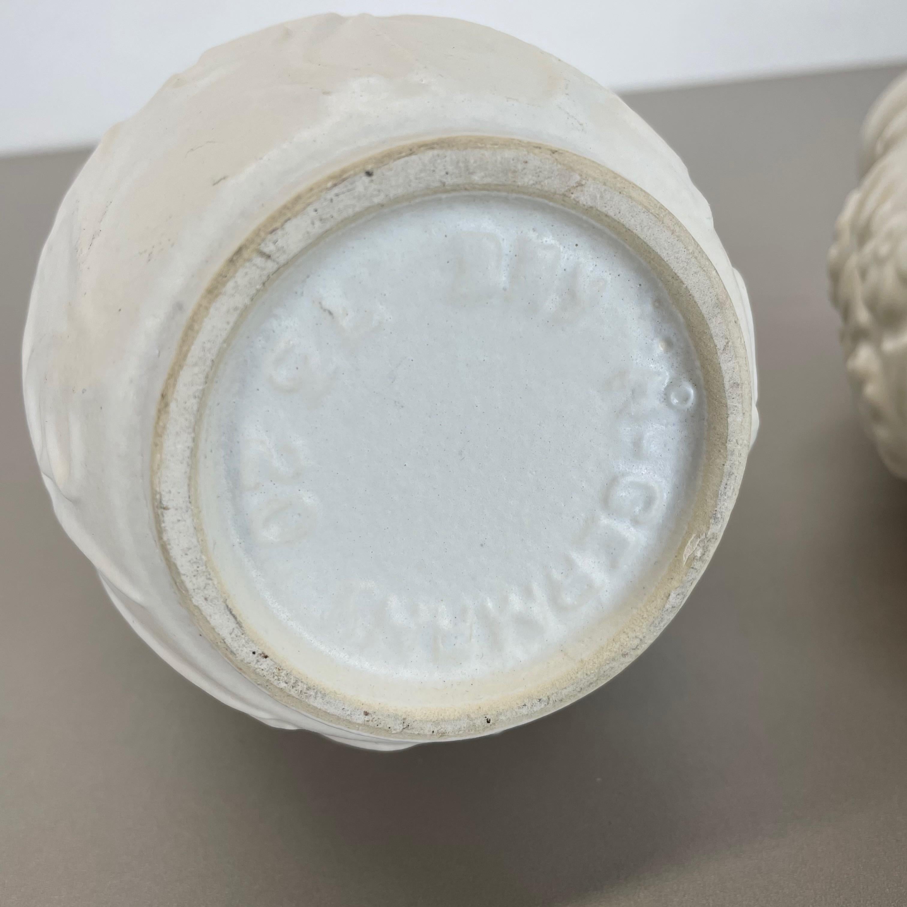 Set of 2 White Floral Fat Lava Op Art Pottery Vase Made Bay Ceramics, Germany For Sale 13