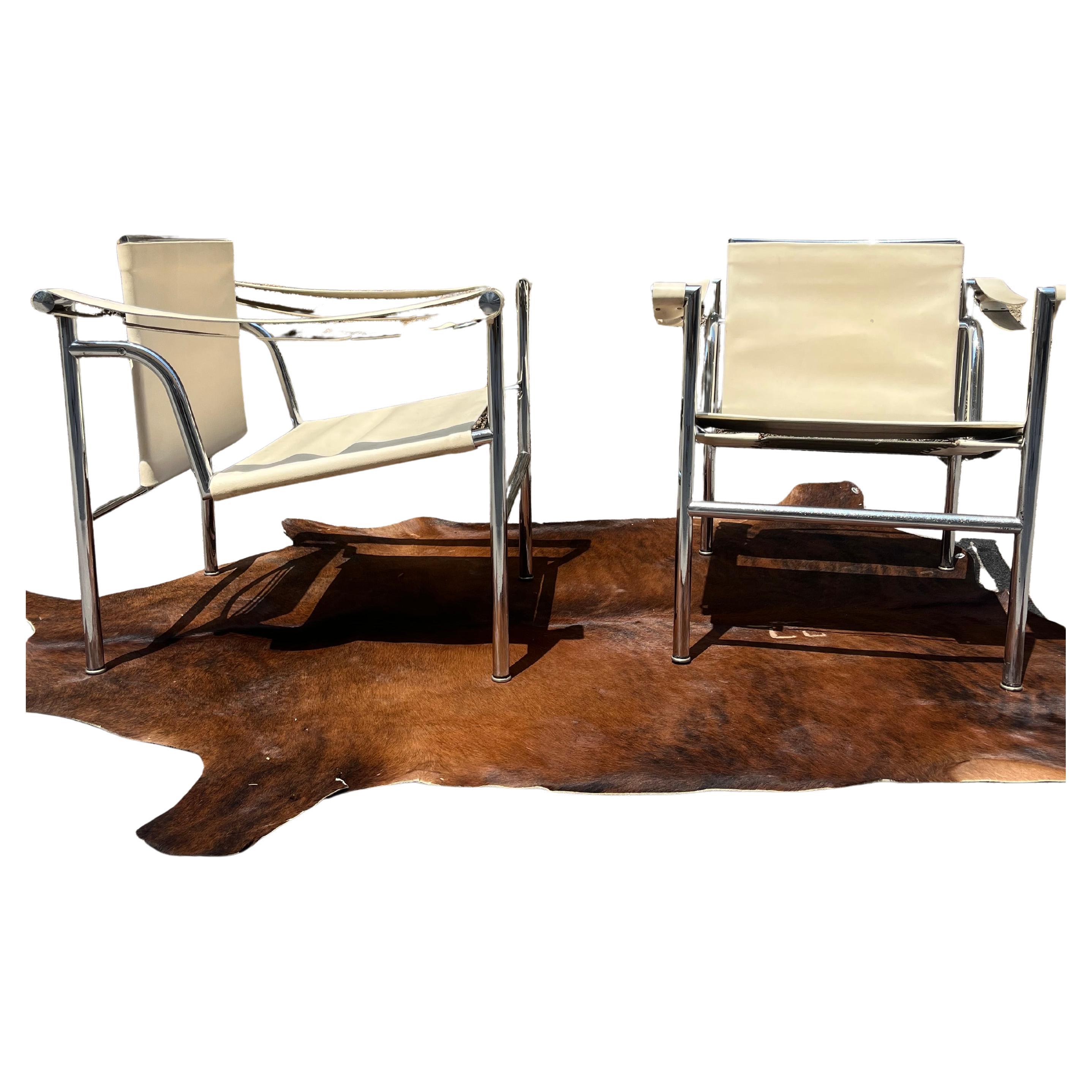 Set of 2 white leather armchairs Le Corbusier model, LC1 for Cassina from the 70