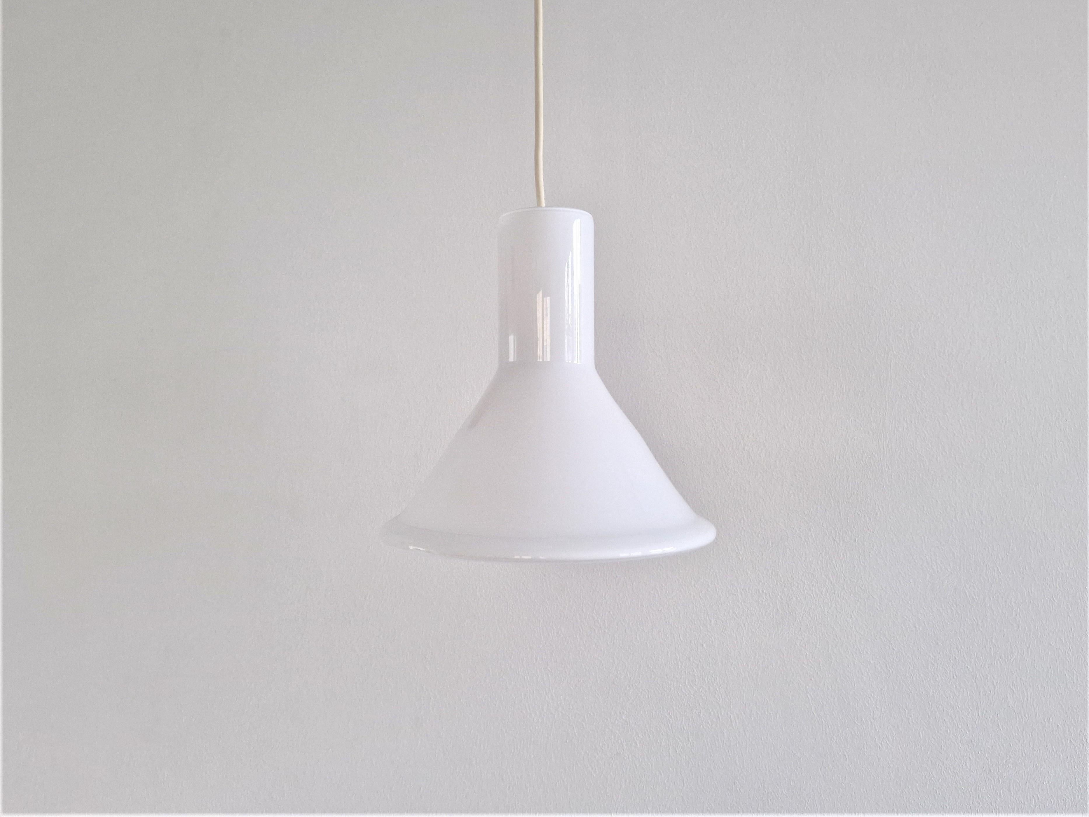 Mid-Century Modern Set of 2 White Mini P&T Pendant Lamps by Michael Bang for Holmegaard