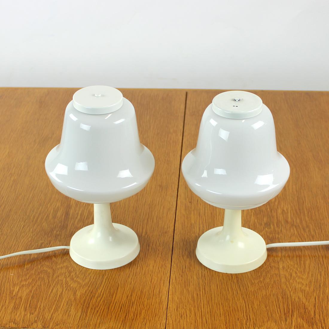 Mid-Century Modern Set of 2 White Opaline Glass Table Lamps, Opp Jihlava, Czechoslovakia, 1960s For Sale