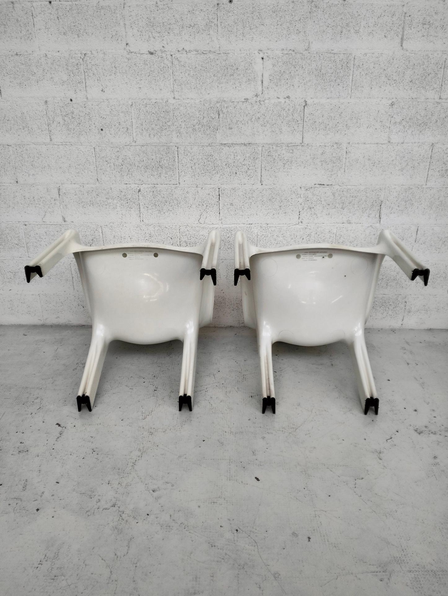 Juego de 2 sillones de plástico blanco modelo 
