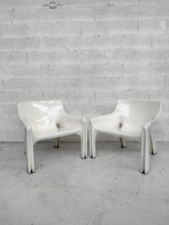 Juego de 2 sillones de plástico blanco modelo "Vicario" de V. Magistretti para Artemide