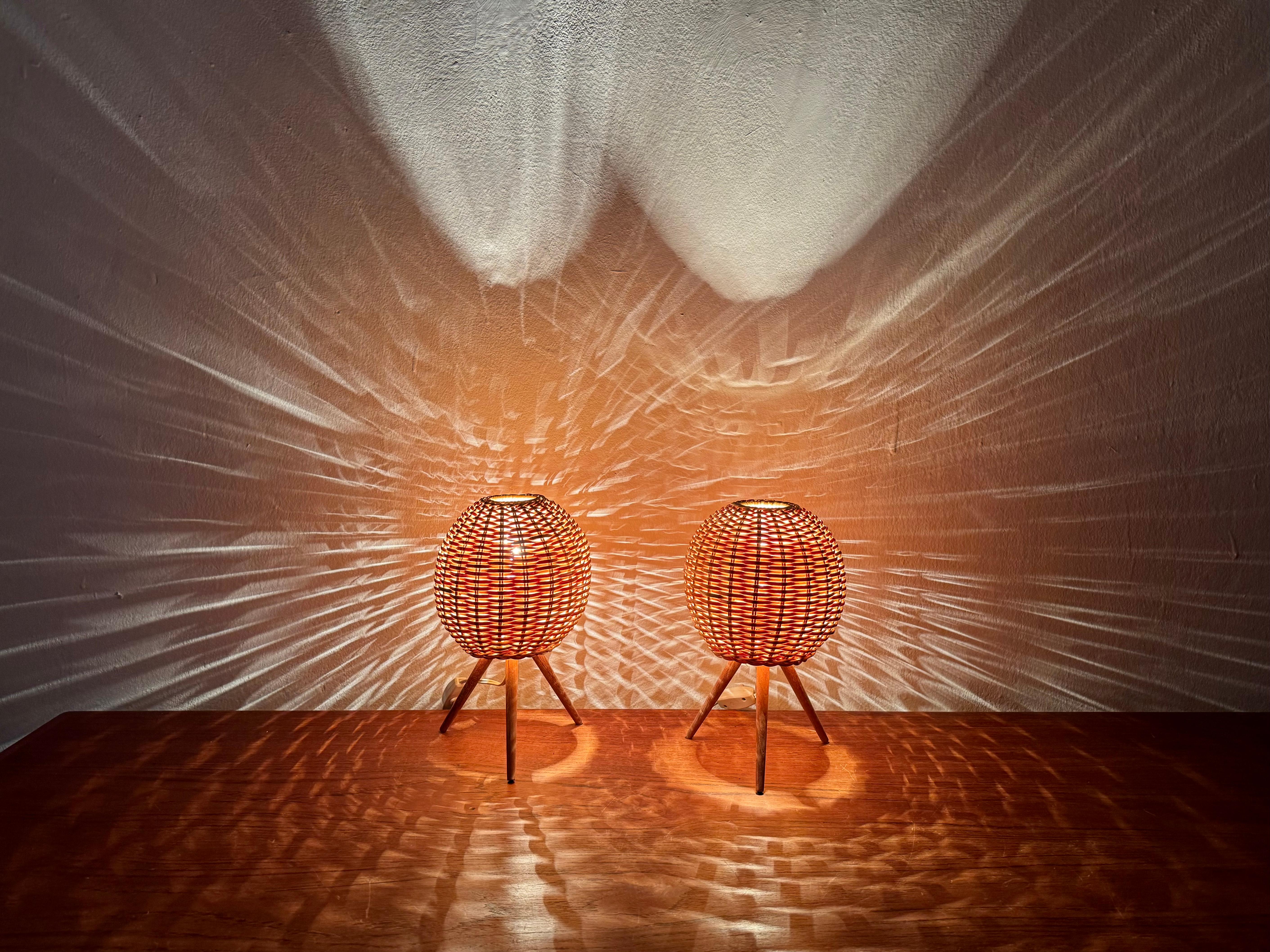 Set of 2 Wicker Tripod Table Lamps by Temde 5