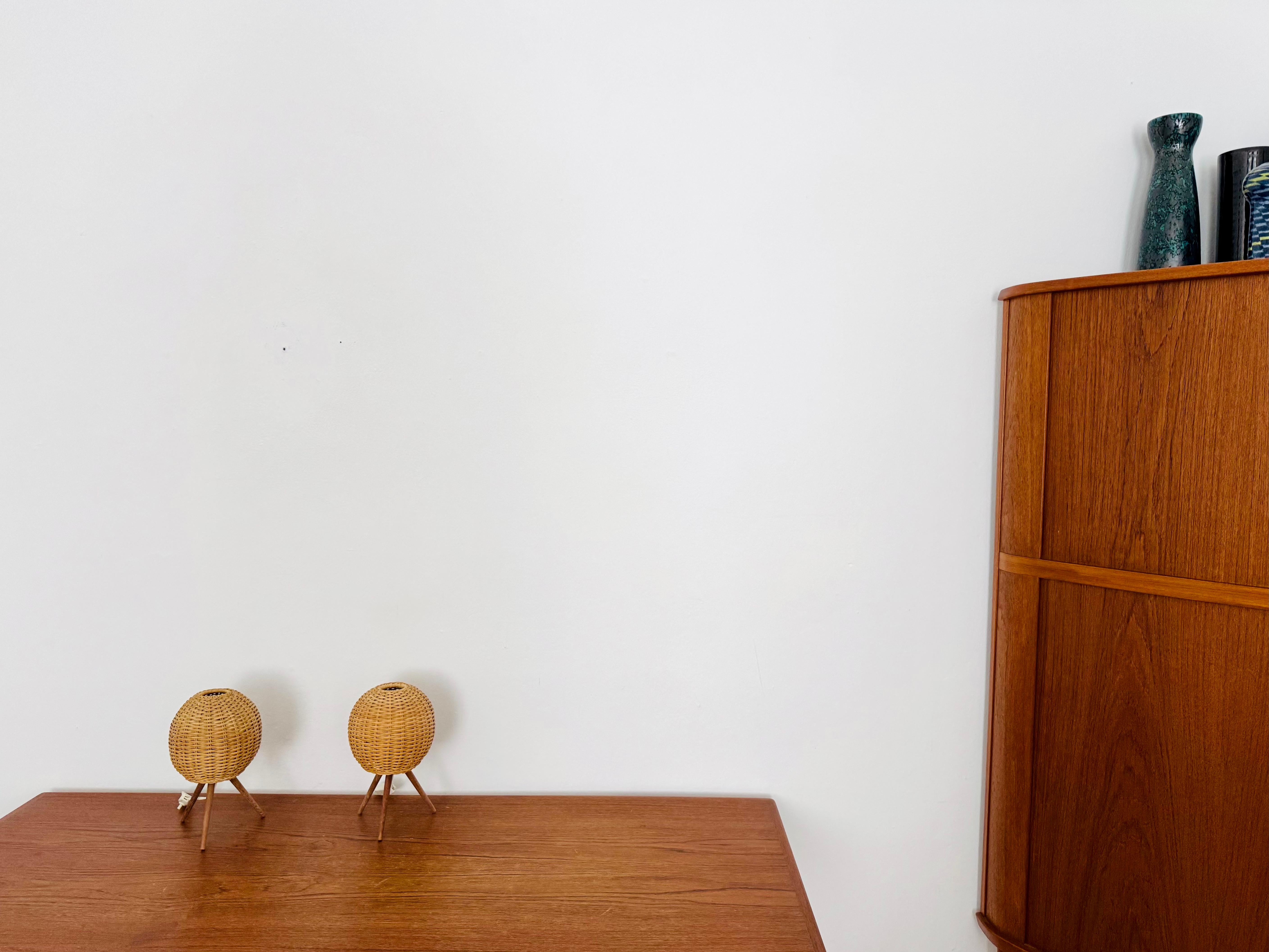 Set of 2 Wicker Tripod Table Lamps by Temde In Good Condition In München, DE