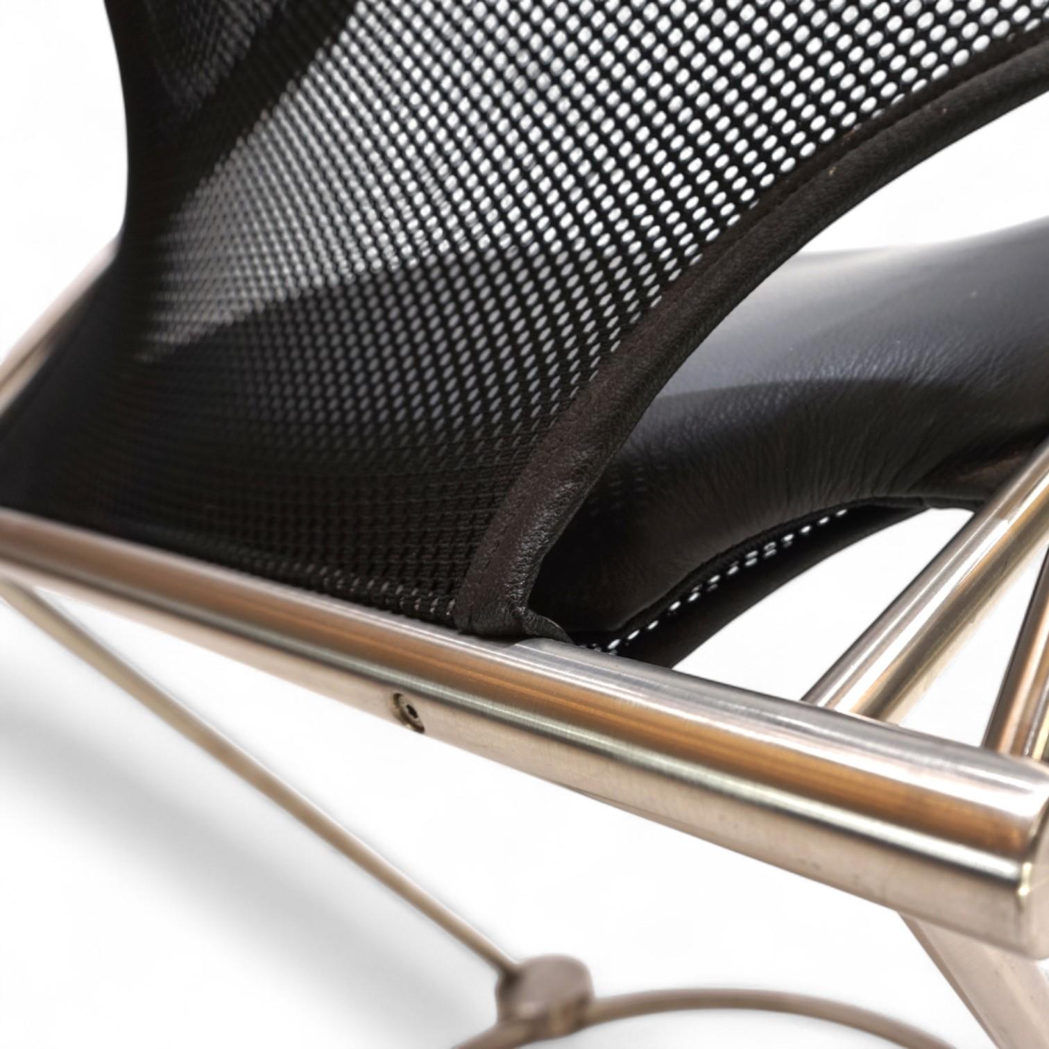 Fine XX secolo Set of 2 Wilkhahn Nuvola conference / dining room chairs by Herbert Ohl, 1980 in vendita