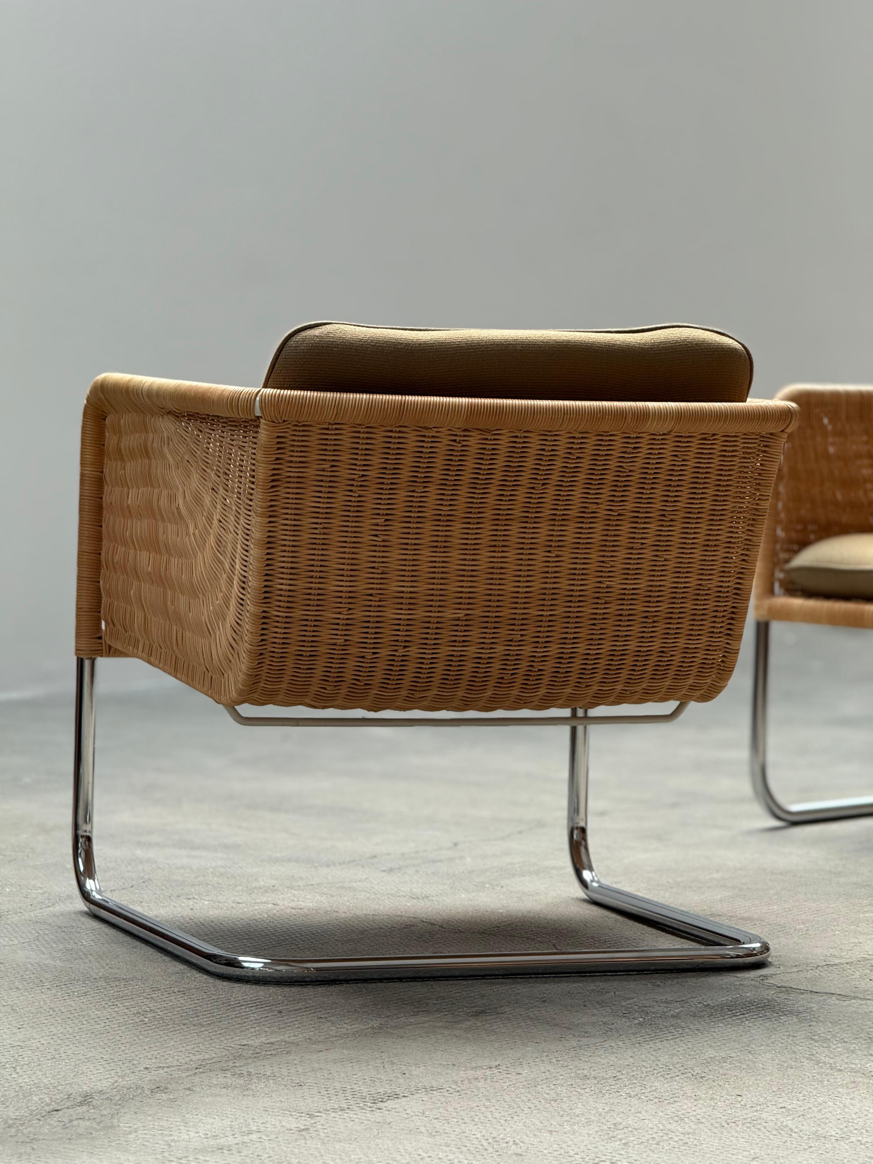 Mid-20th Century SET OF 2 WILLIAM DUNKEL FOR TECTA D44 CANTILEVER ARMCHAIRS RATTAN, GERMANY 1960s For Sale