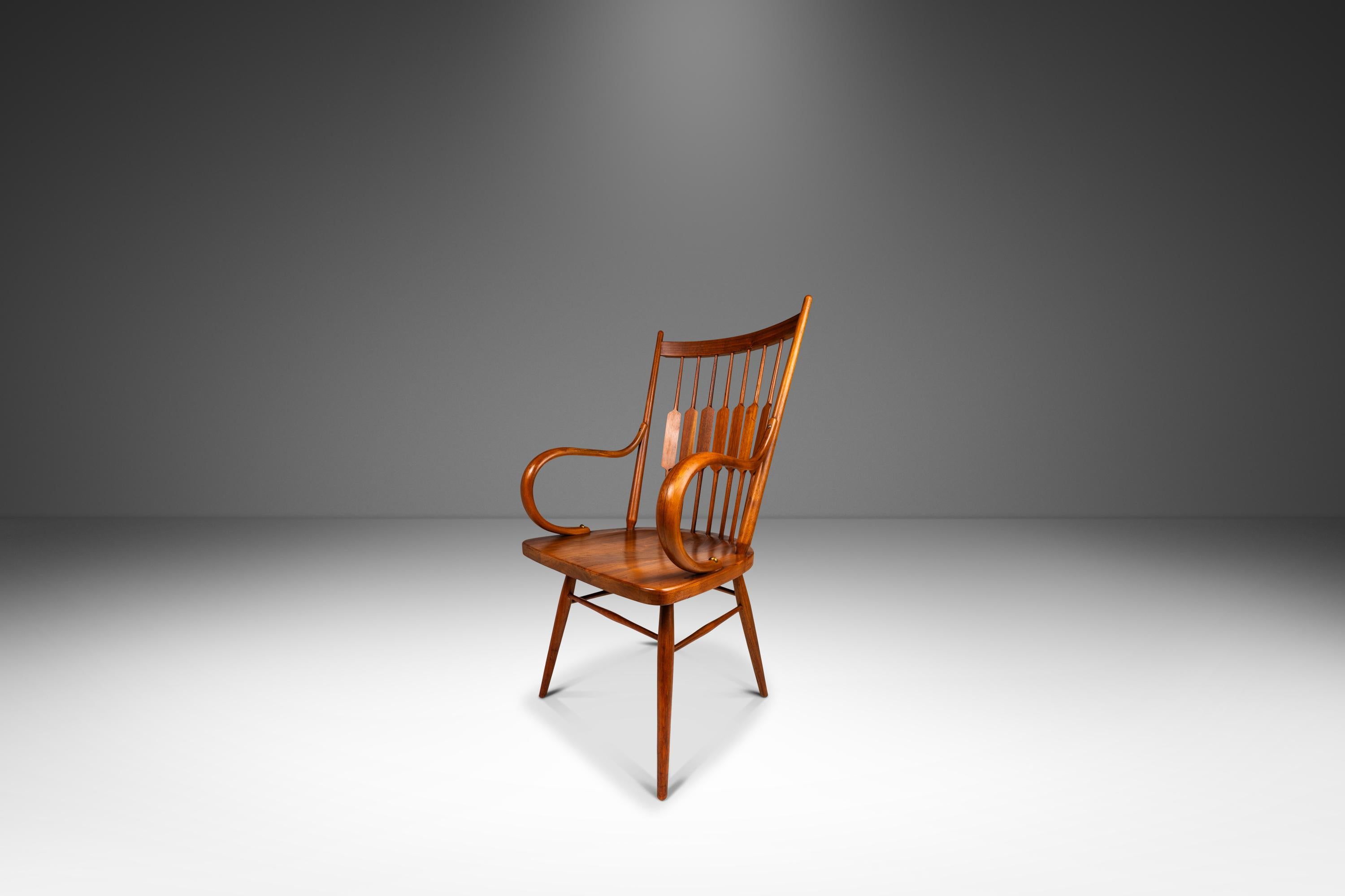 American Set of 2 Windsor Chairs in Solid Walnut by Kipp Stewart for Drexel, USA, c. 1960 For Sale