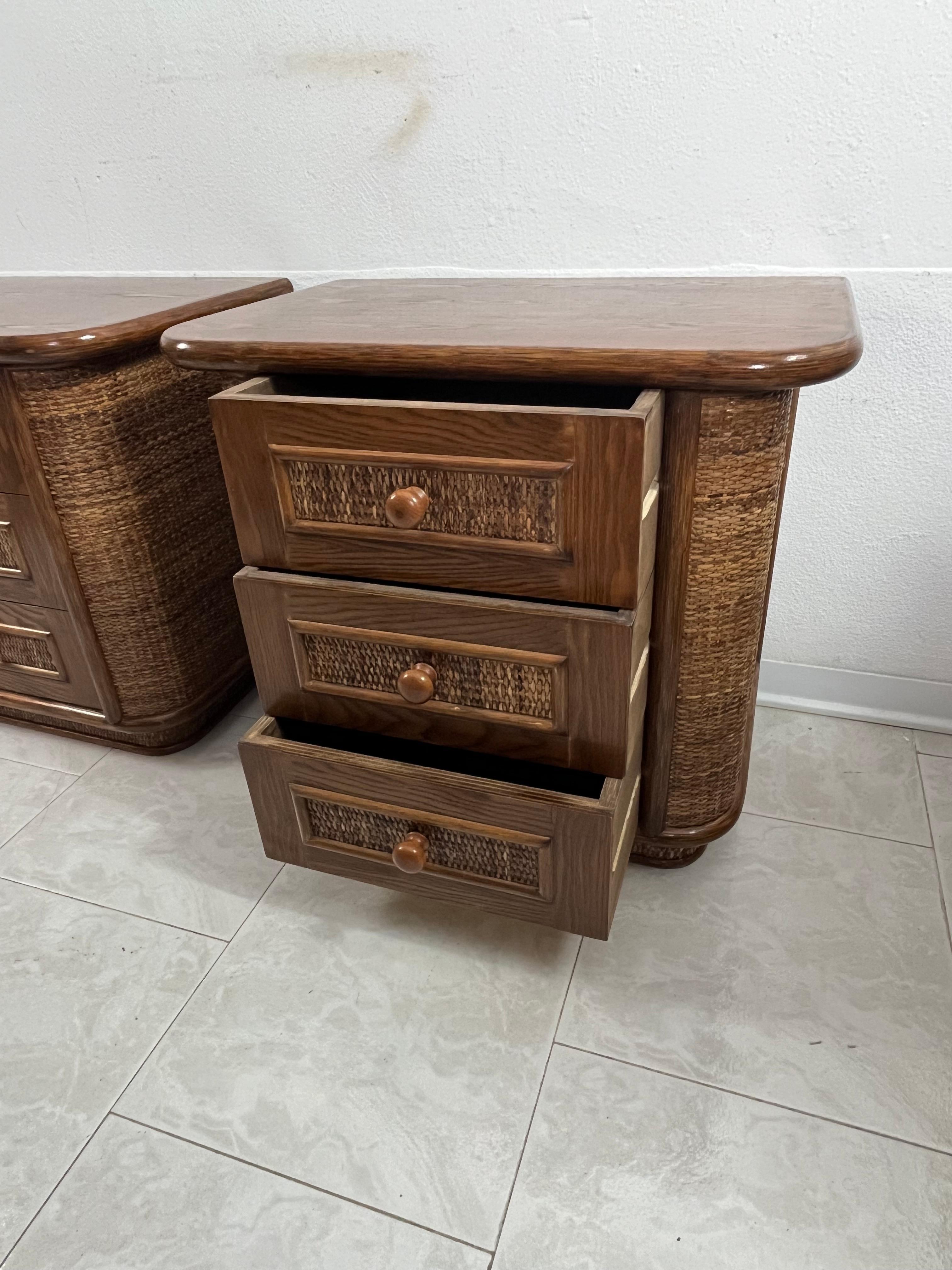 Set di 2 comodini in Wood e Rattan, Made in Italy anni '70 in vendita 9