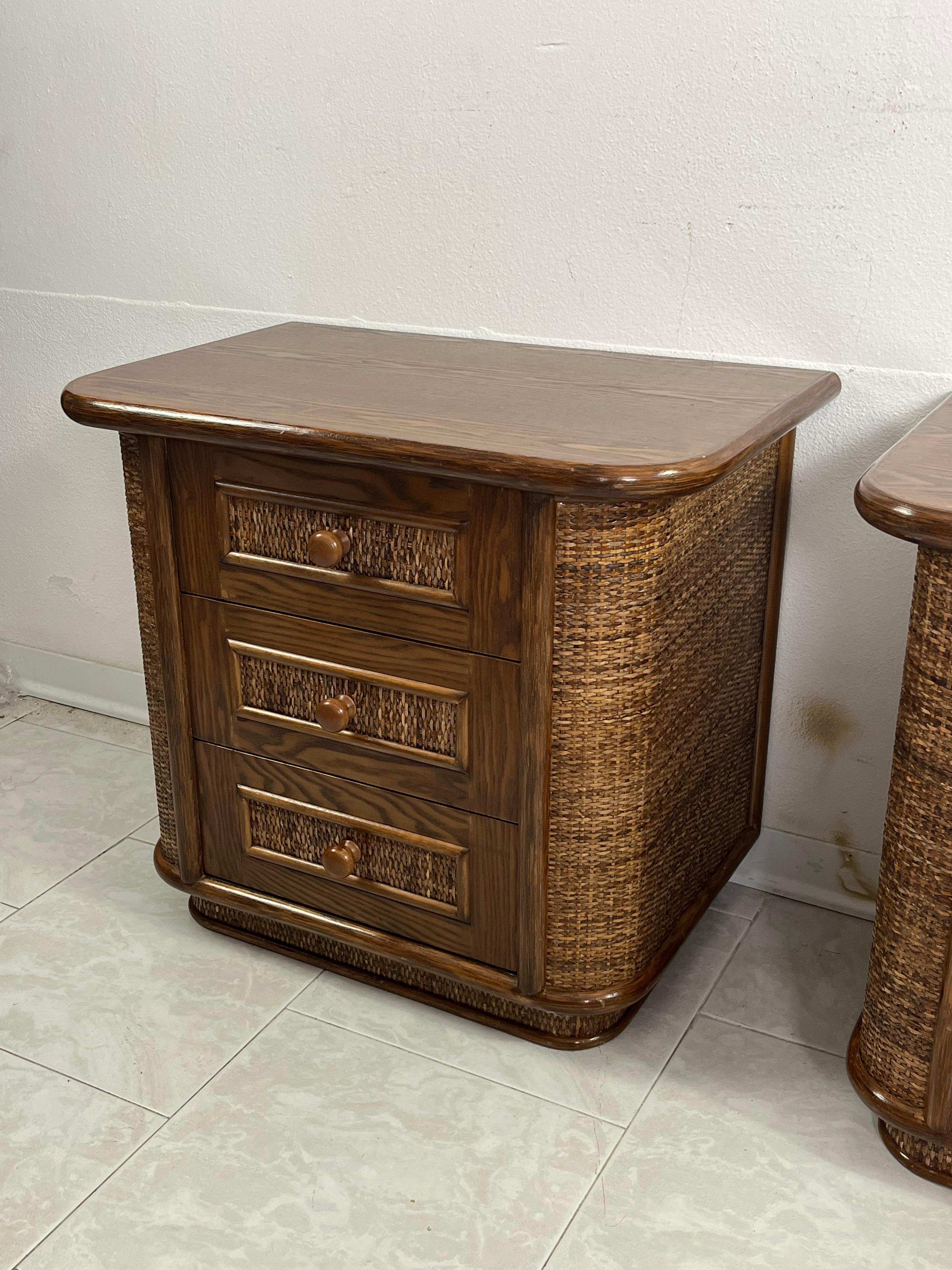 Set di 2 comodini in Wood e Rattan, Made in Italy anni '70 in vendita 10