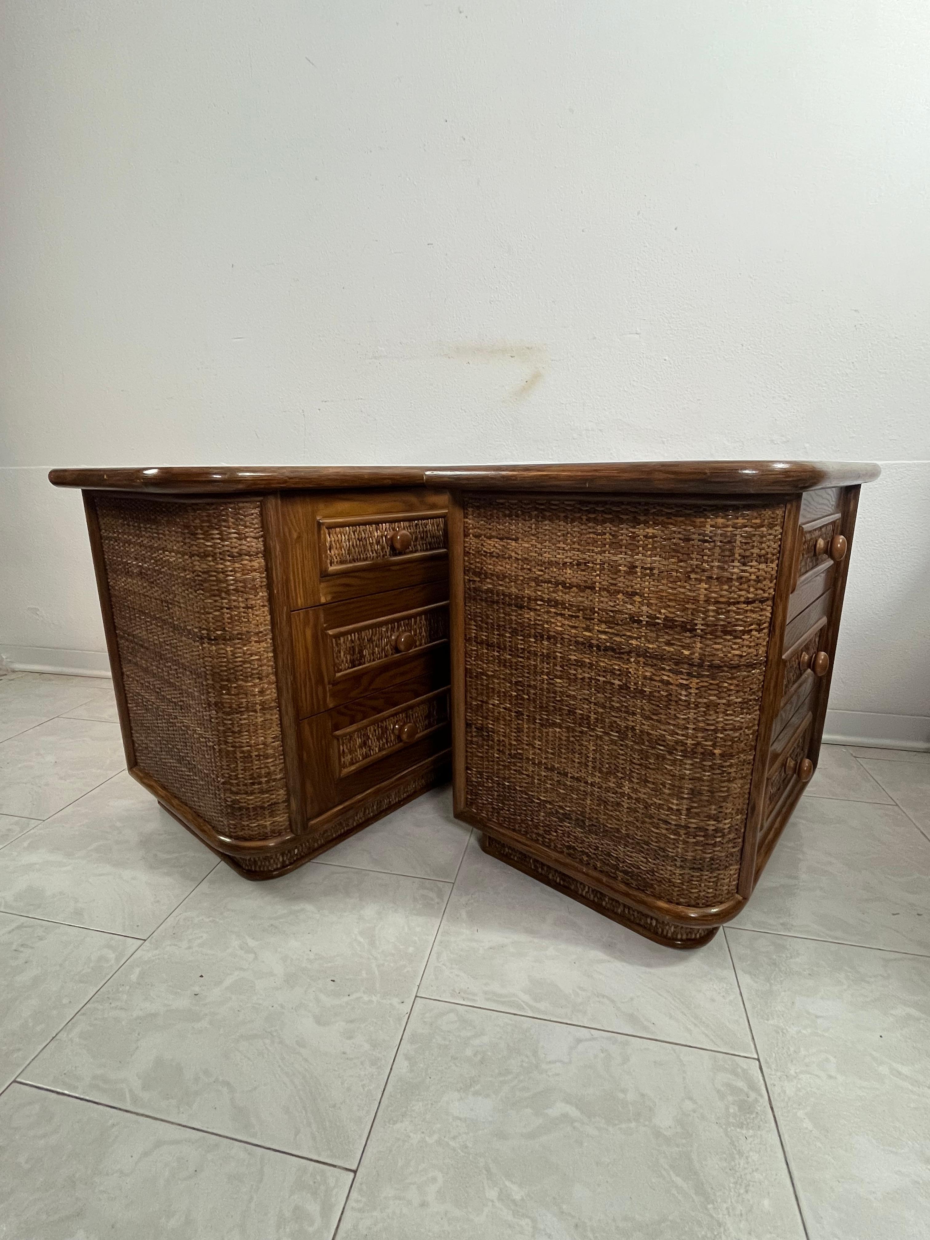 Set di 2 comodini in Wood e Rattan, Made in Italy anni '70 in vendita 5