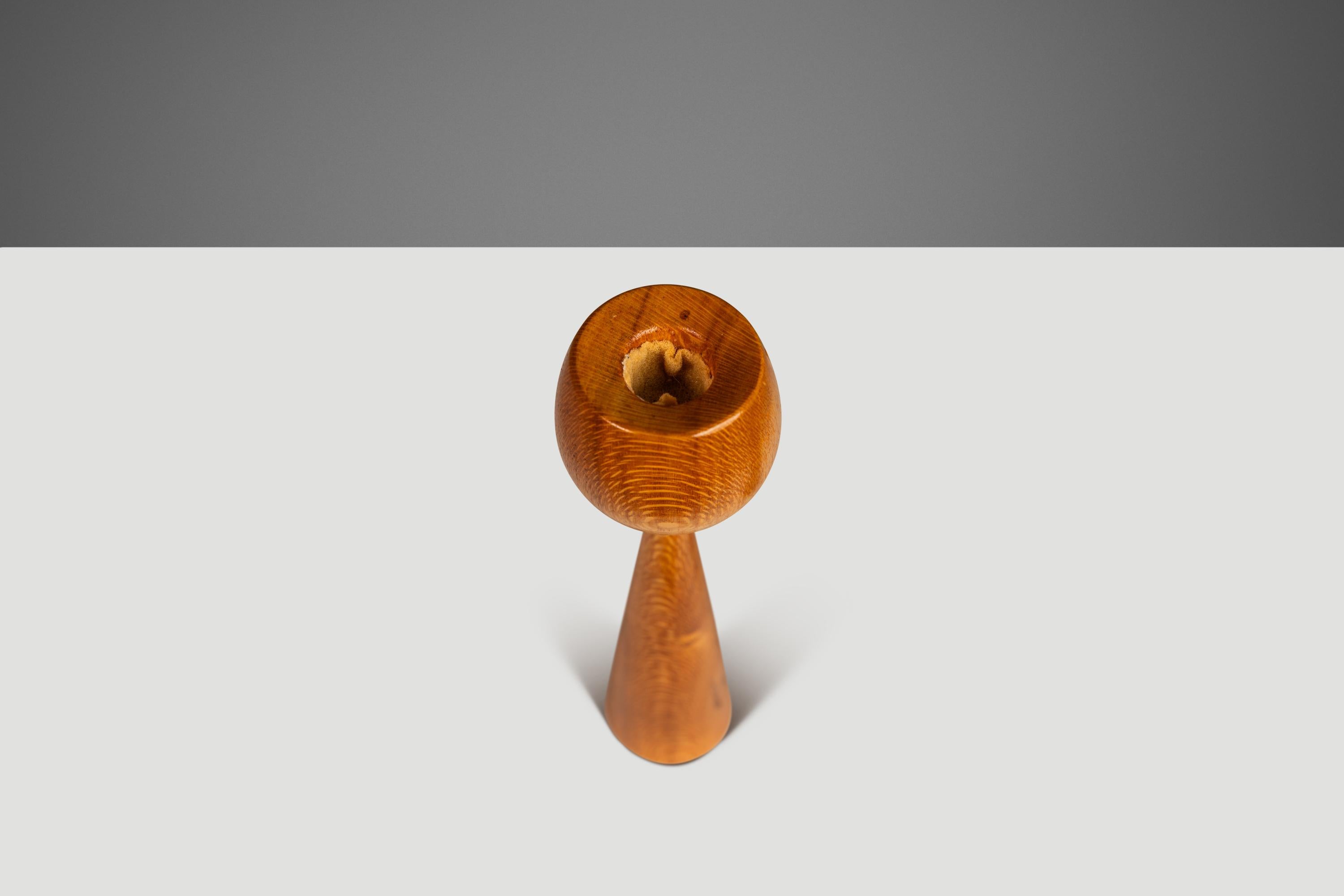 Set of 2 Wood-Turned Flared Tulip Candlestick Holders in Ash, Denmark, c. 1960's For Sale 4