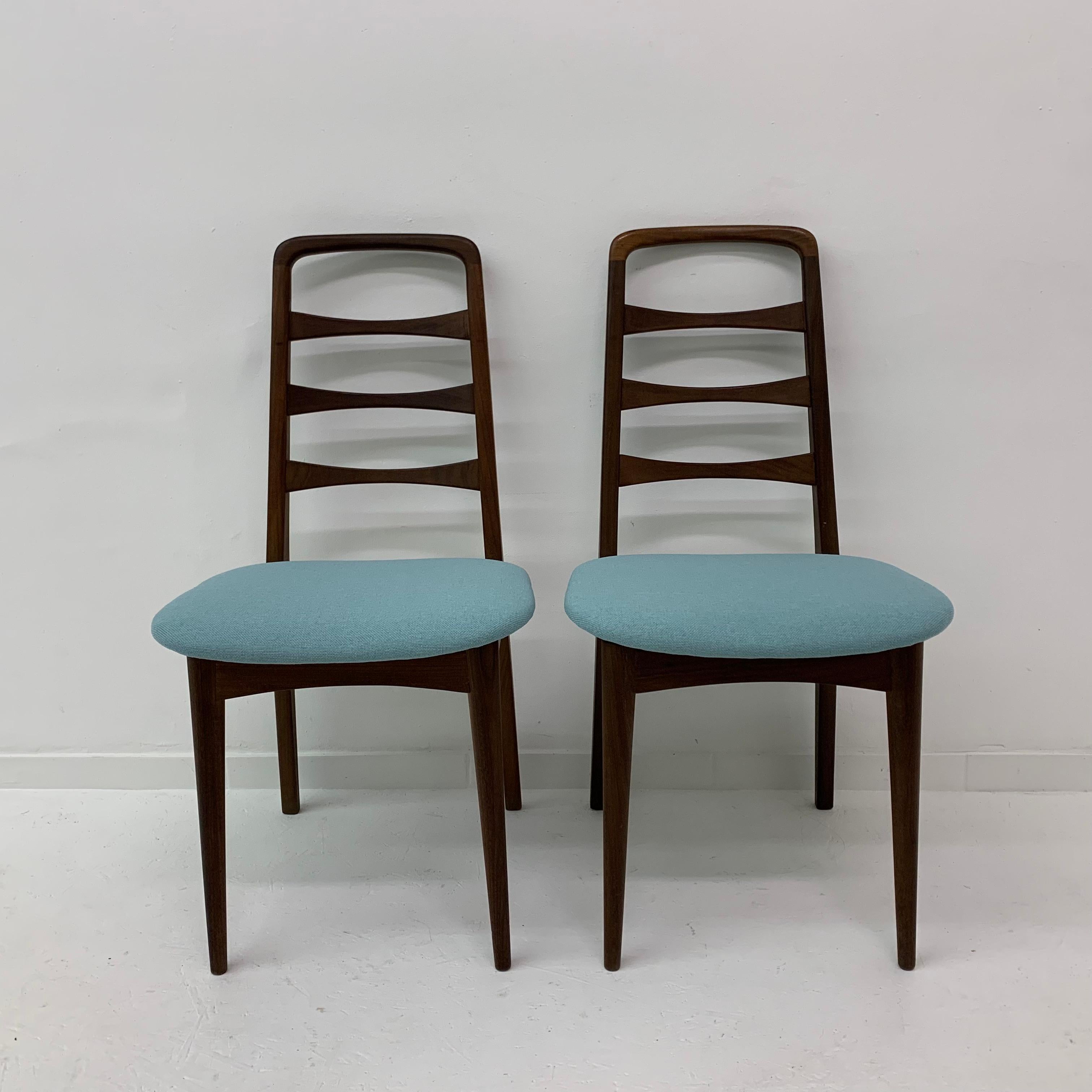 Ensemble de 2 chaises de salle à manger en bois, années 1950 en vente 4