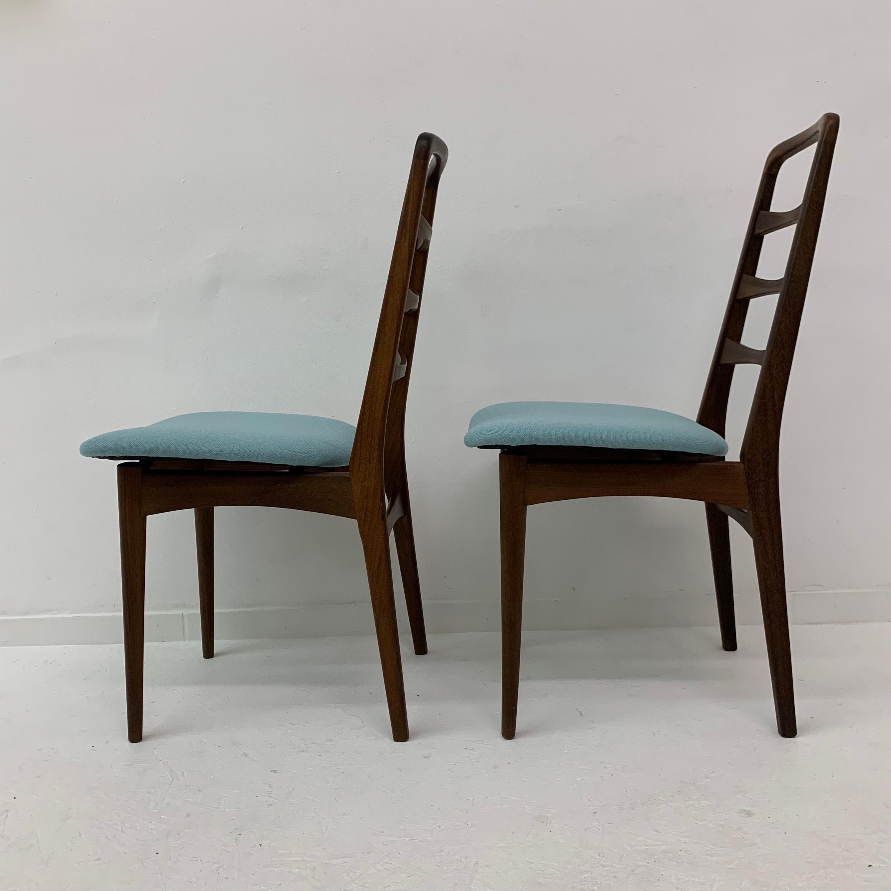 Ensemble de 2 chaises de salle à manger en bois, années 1950 en vente 11