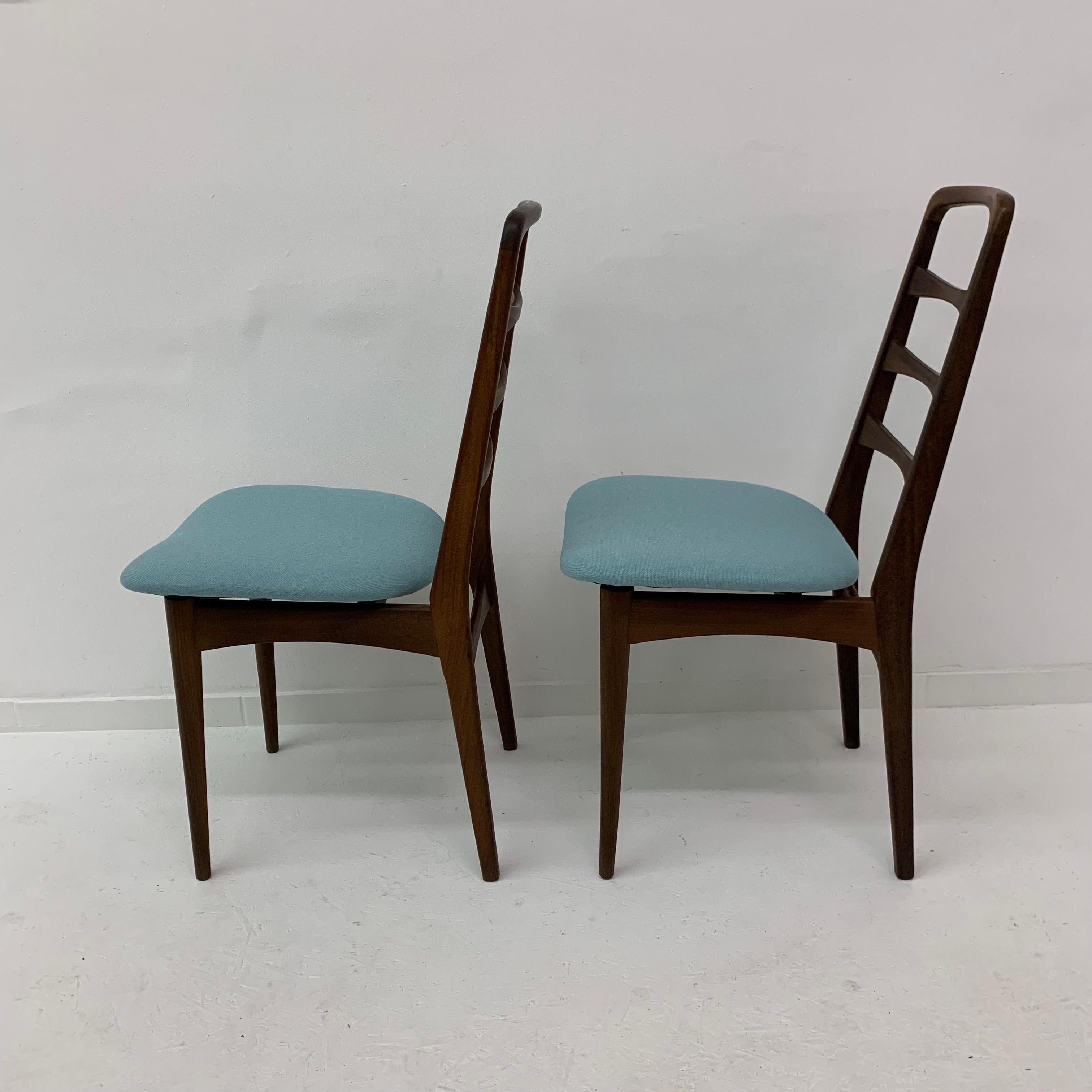 Ensemble de 2 chaises de salle à manger en bois, années 1950 en vente 12