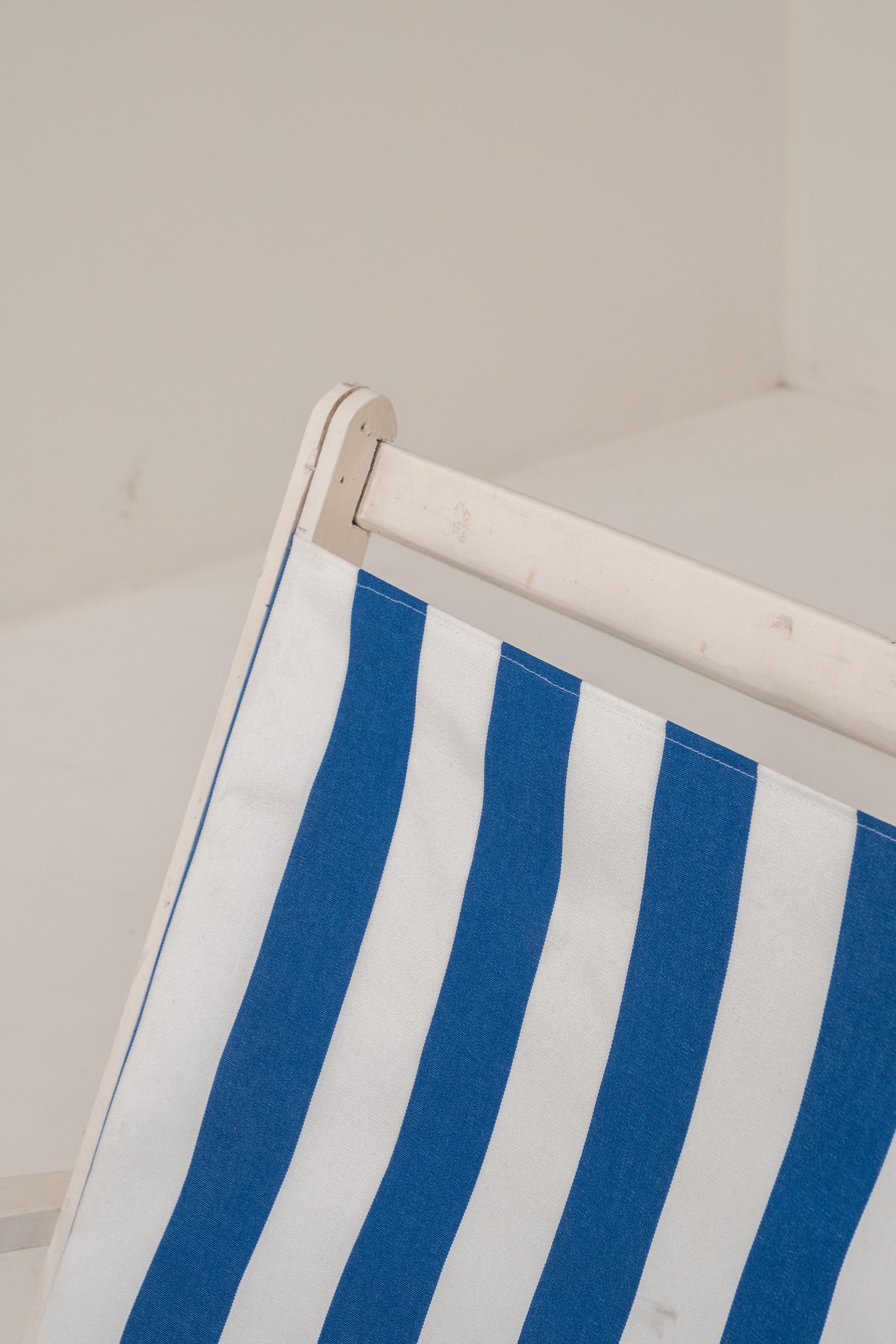 Set di 2 sgabelli relax in legno stile riviera francese in vendita 3