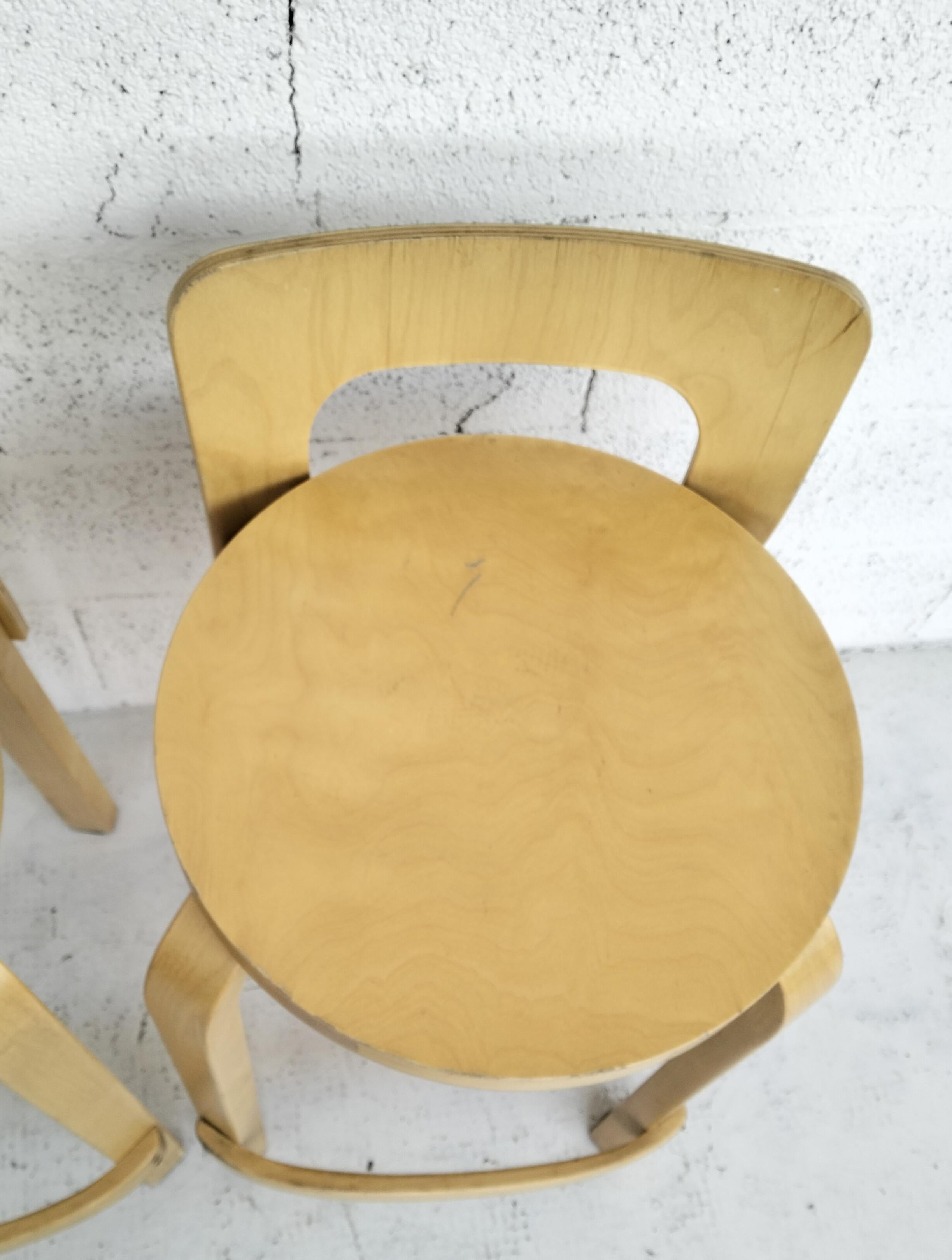 Set of 2 wooden stools k65 model by Alvar Aalto for Artek  60's 5