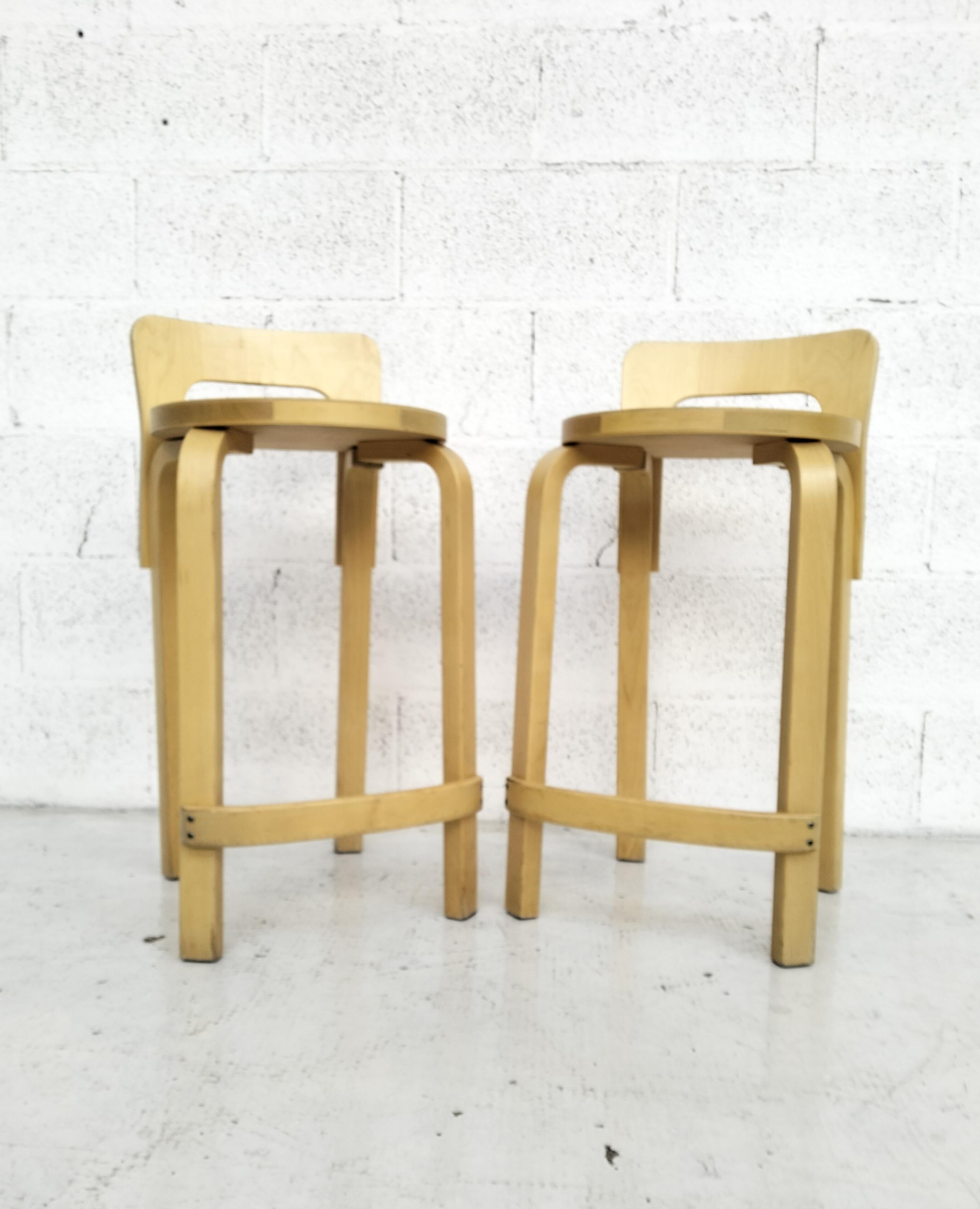Mid-Century Modern Set of 2 wooden stools k65 model by Alvar Aalto for Artek  60's