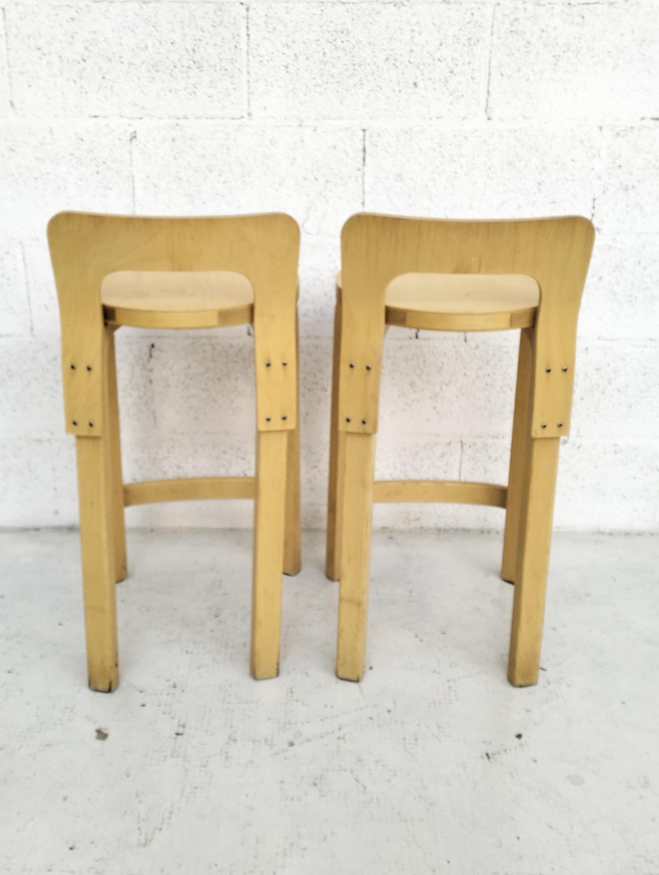 Mid-20th Century Set of 2 wooden stools k65 model by Alvar Aalto for Artek  60's