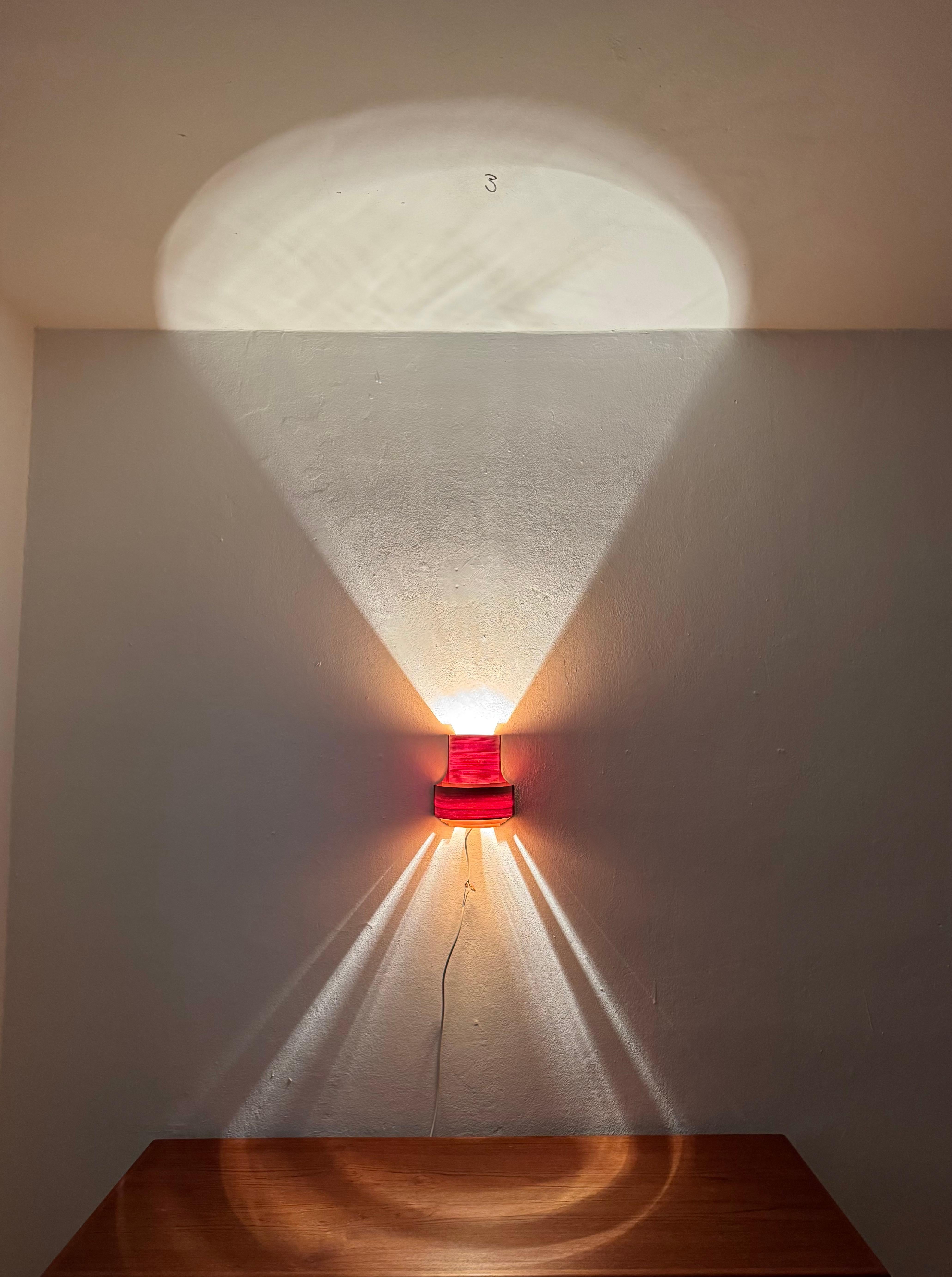 Set di 2 lampade da parete in legno di Hans-Agne Jakobsson in vendita 3