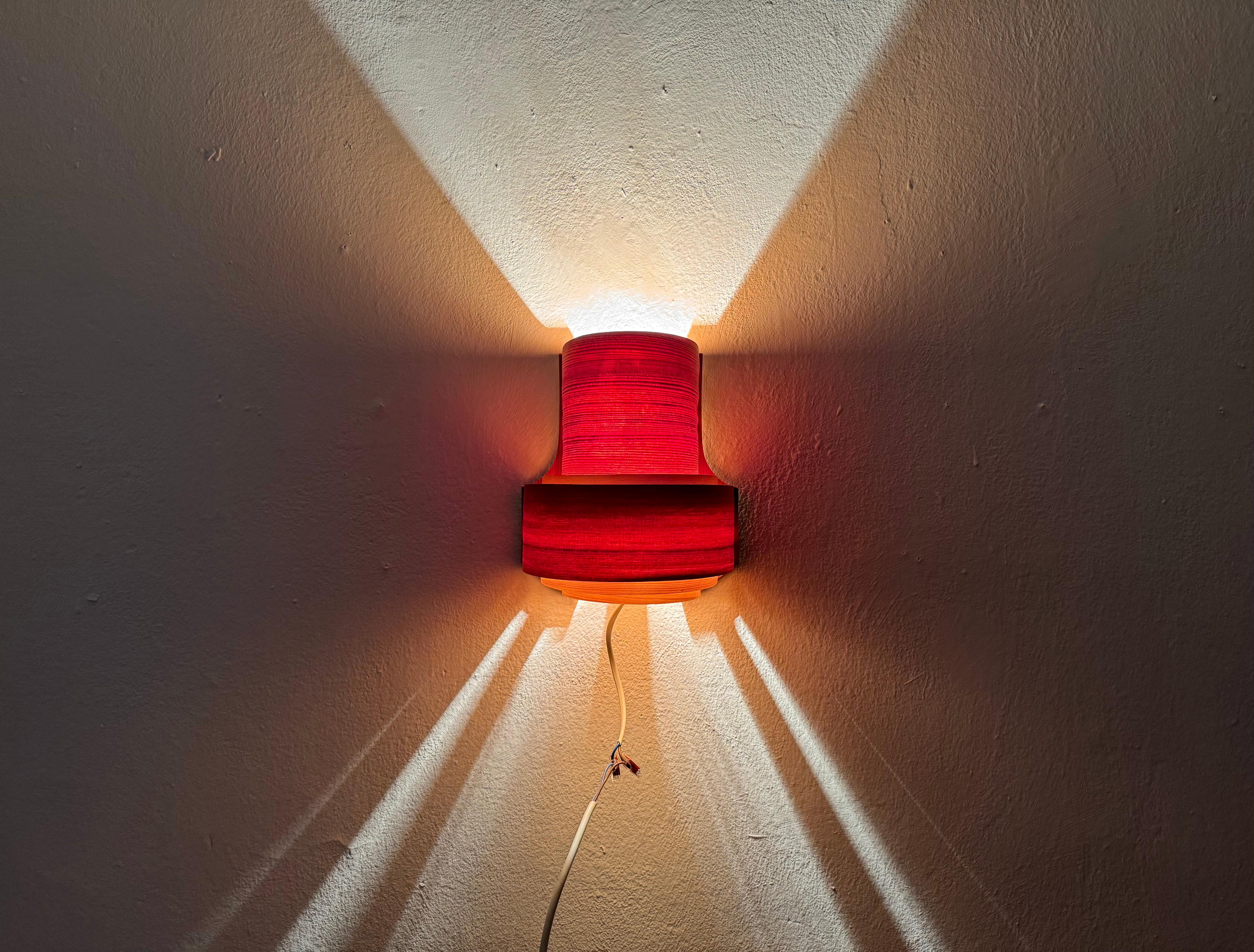 Set di 2 lampade da parete in legno di Hans-Agne Jakobsson in vendita 4