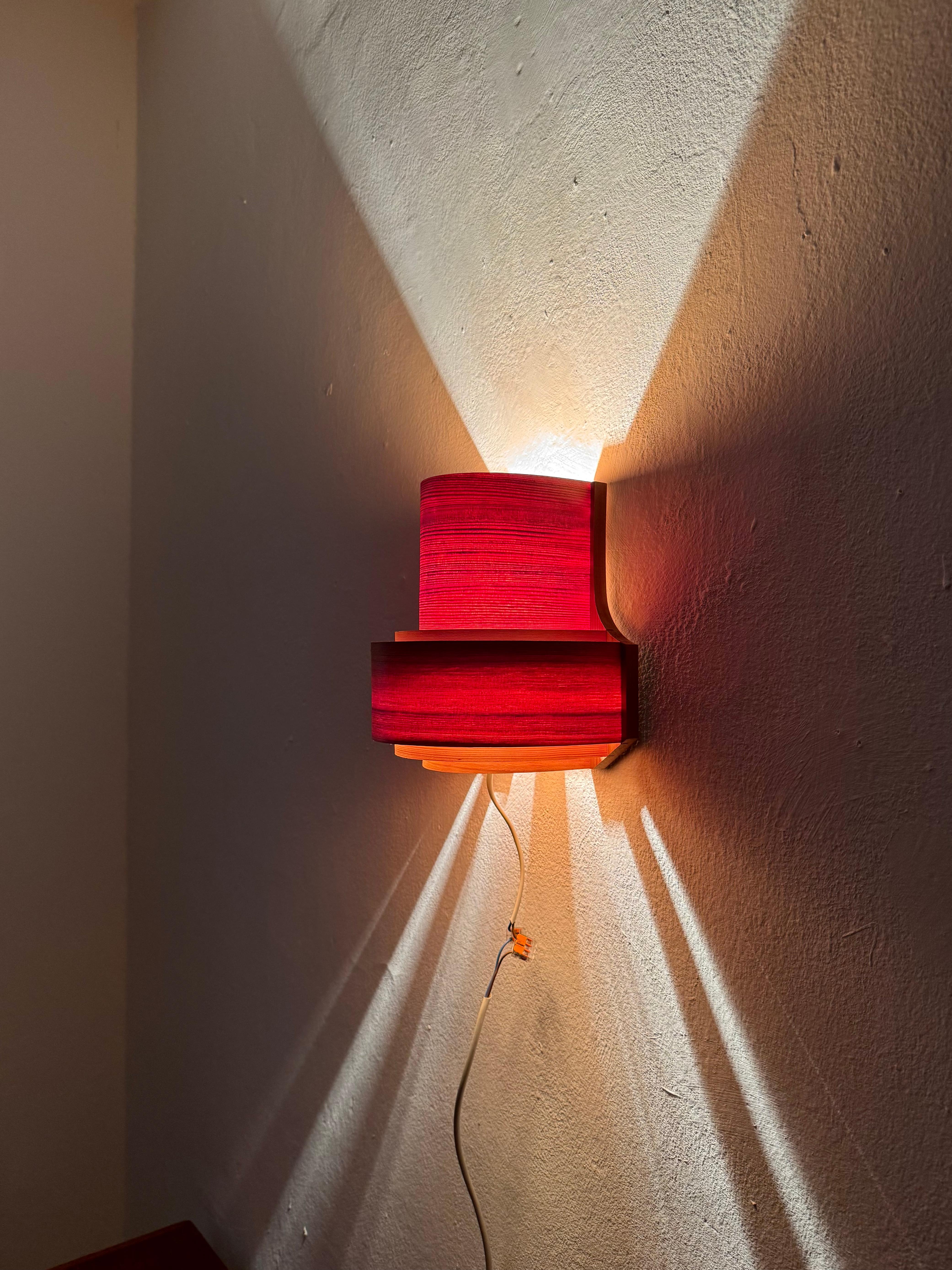 Set di 2 lampade da parete in legno di Hans-Agne Jakobsson in vendita 5