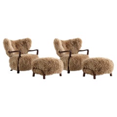 Set of 2 Wulff ATD2 and 2 Pouf ATD3 in Sheepskin/Honey & Walnut for & Tradition