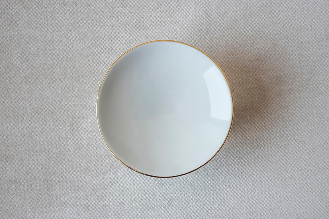 Français Set de 2 x Ovum, Nº8 / 24k Golden Rim/ Side Dish, Porcelaine de table artisanale en vente
