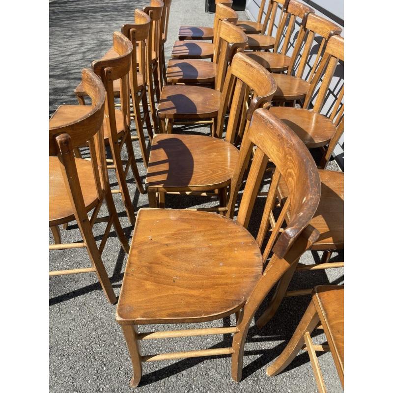Set di 20 sedie da bistrot di Baumann, anni '60 in vendita 8