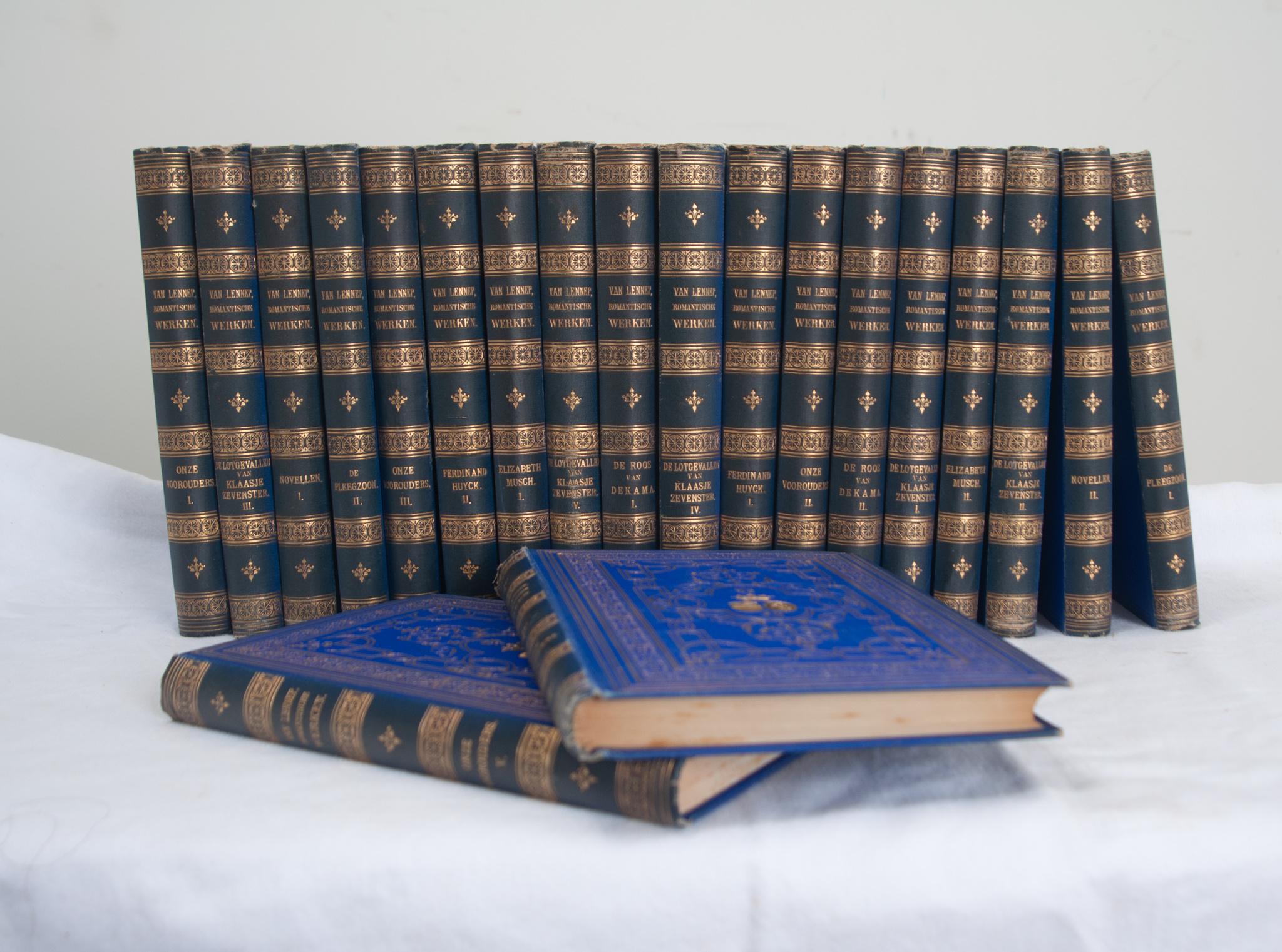 20th Century Set of 20 Dutch Novels by J. Van Lennep For Sale